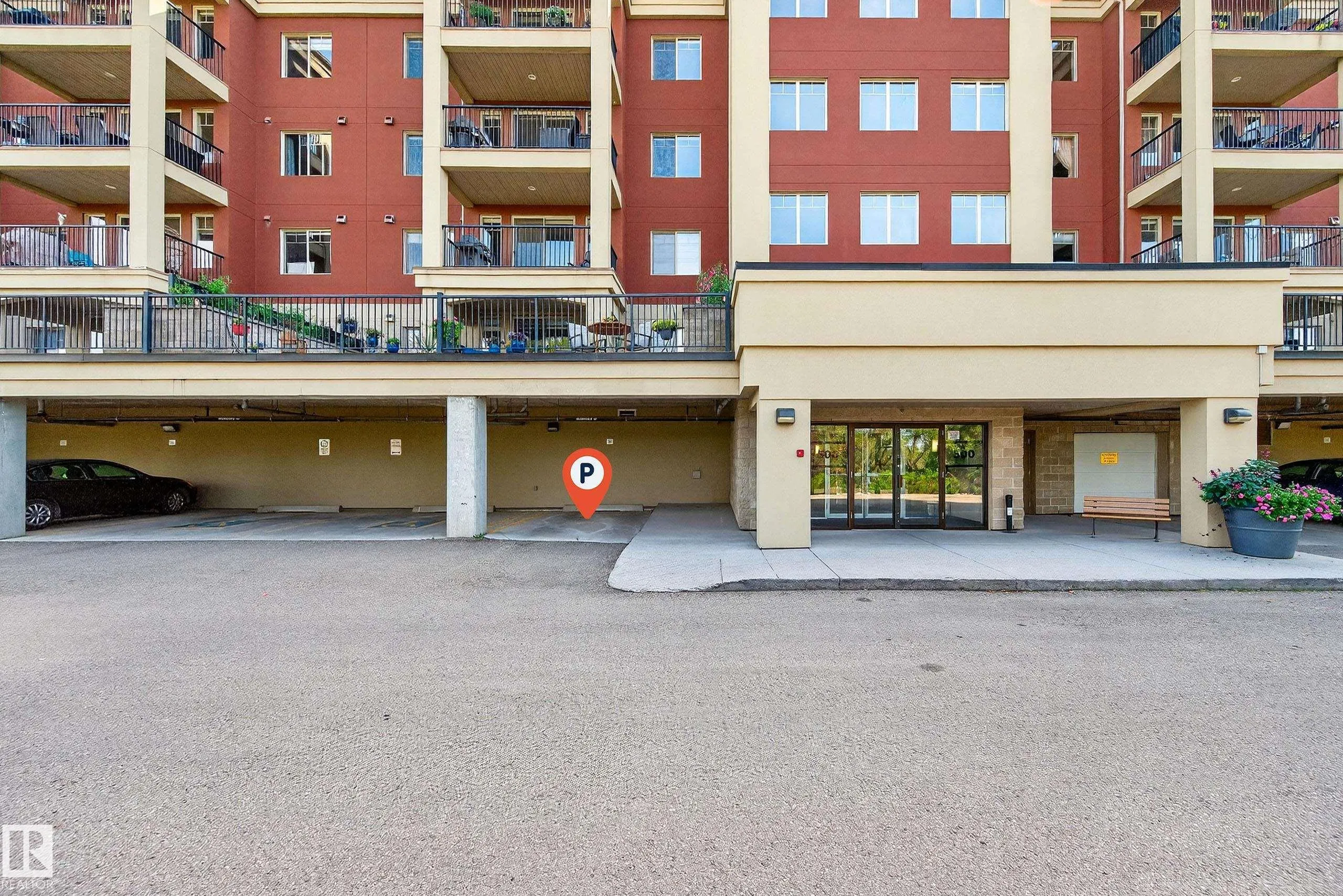 500 PALISADES Way