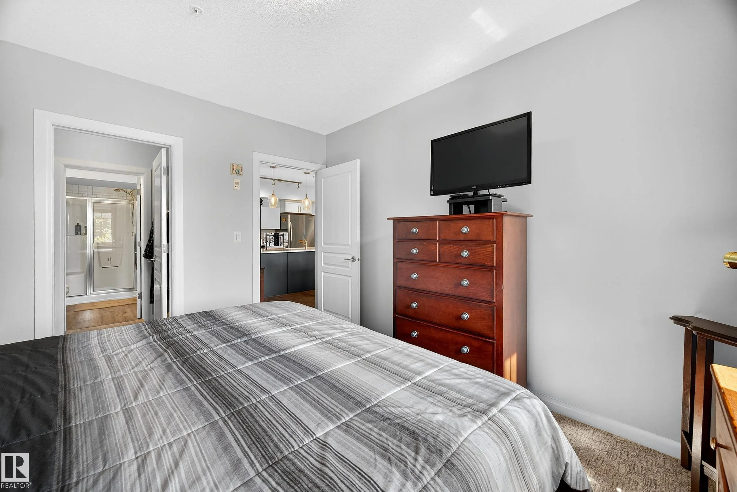 500 PALISADES Way