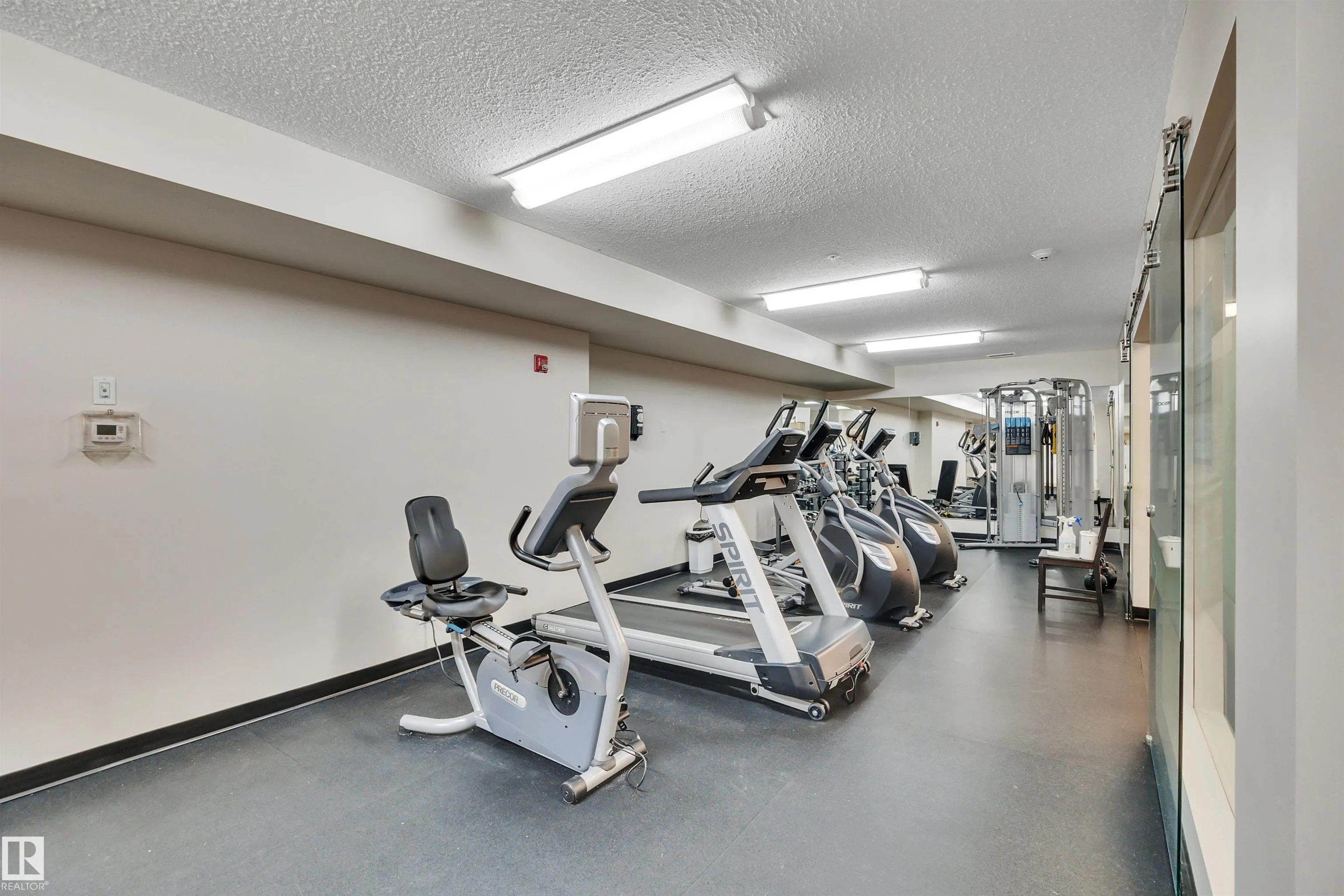 500 PALISADES Way