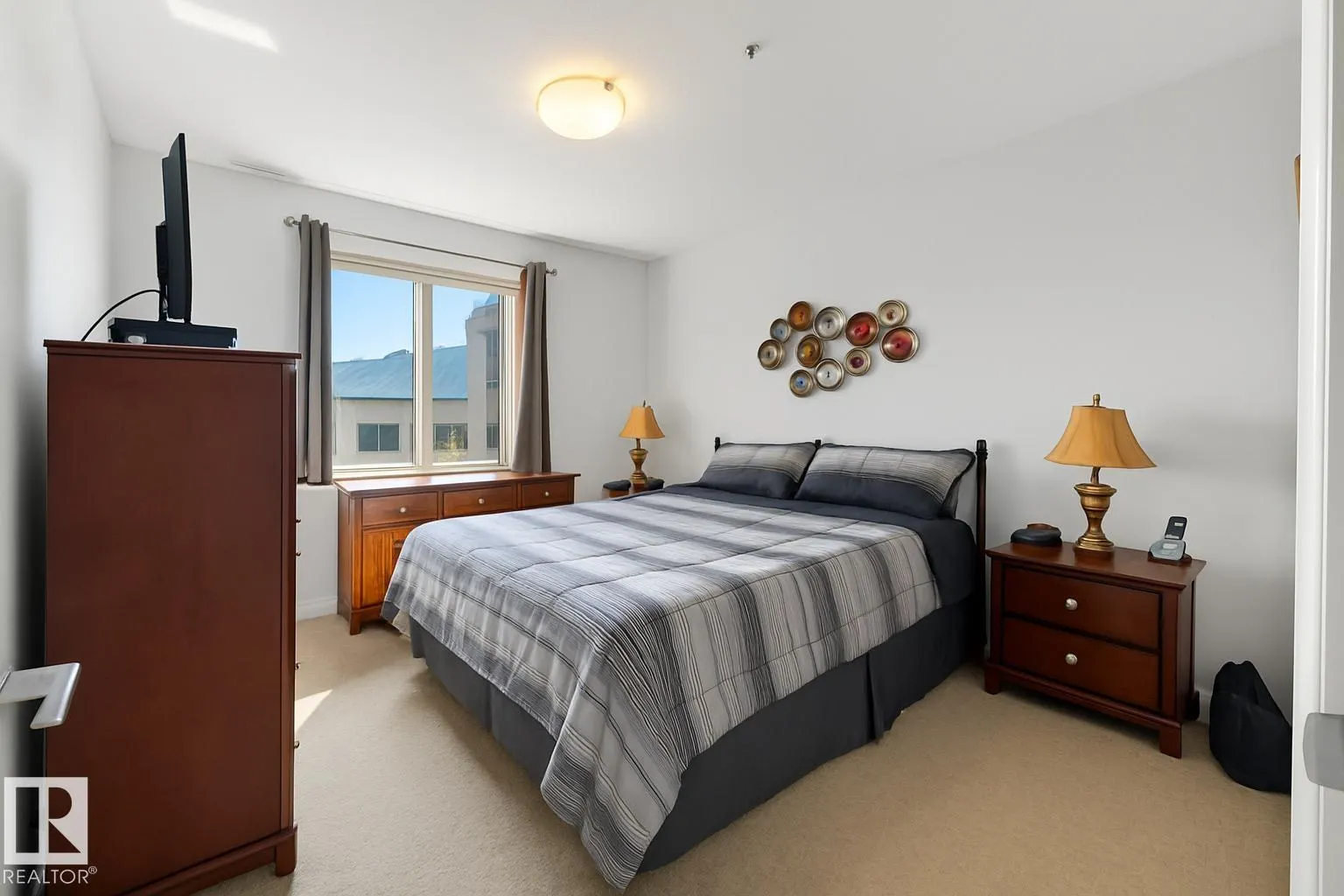 500 PALISADES Way