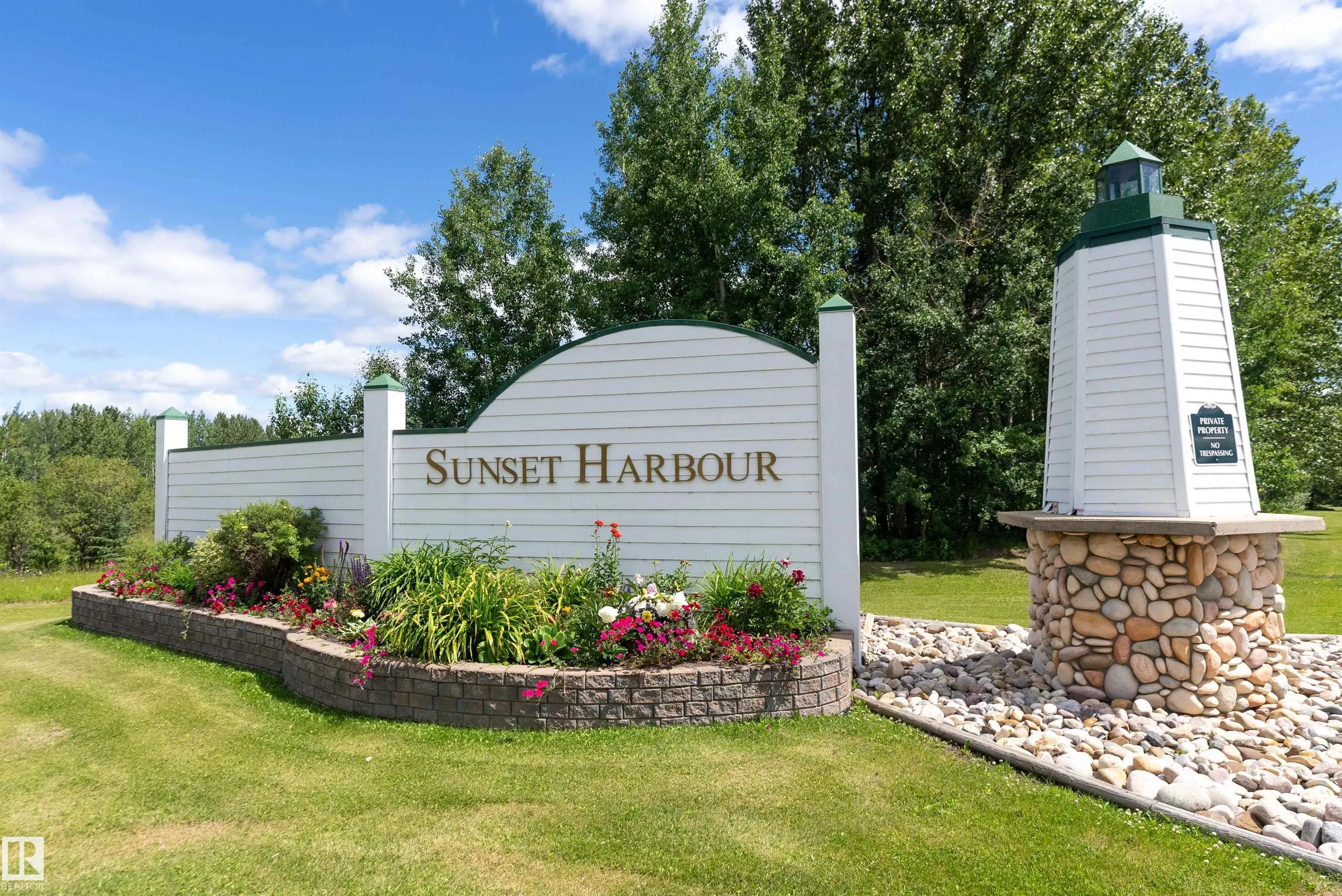 3 Sunset Harbour