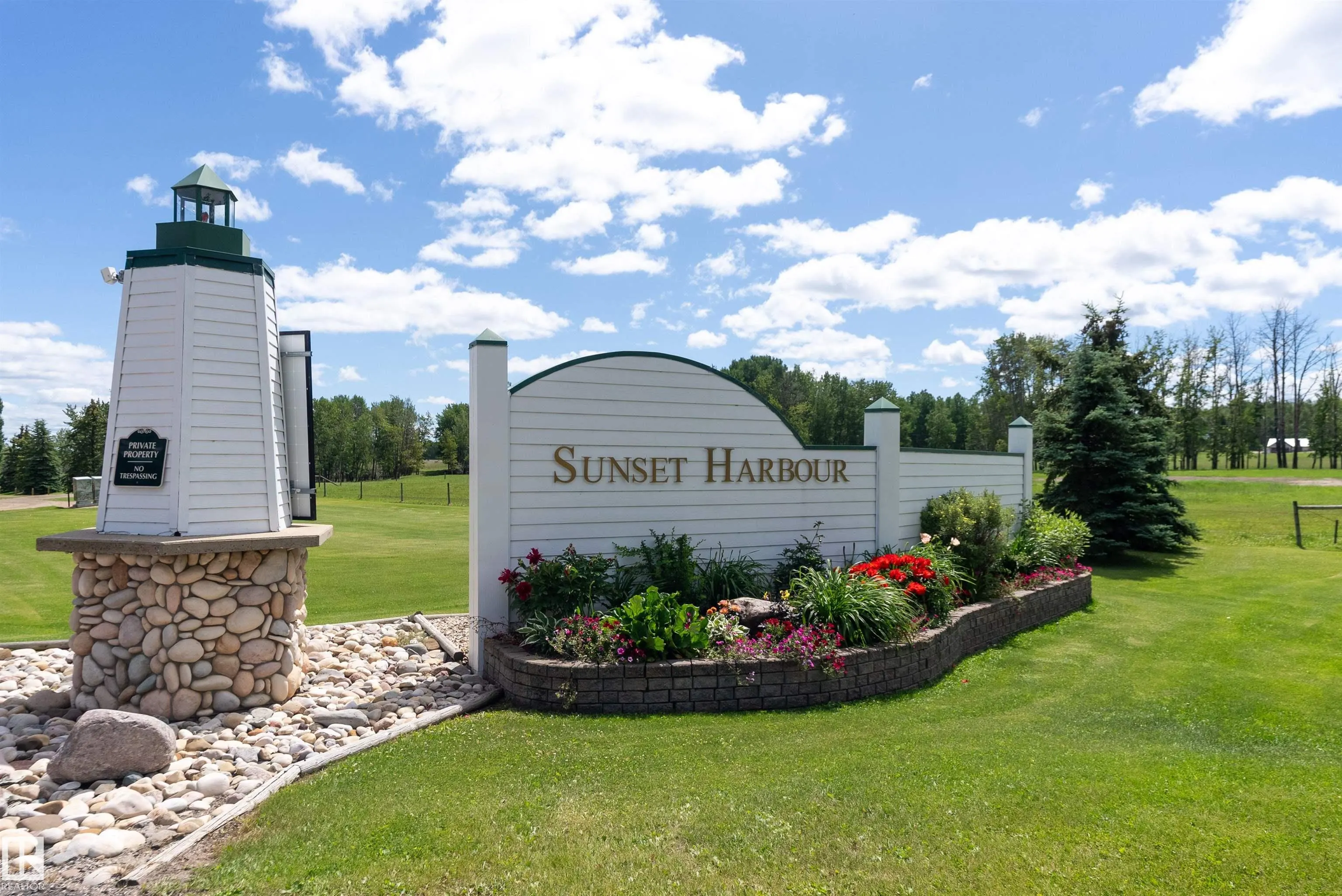 3 Sunset Harbour