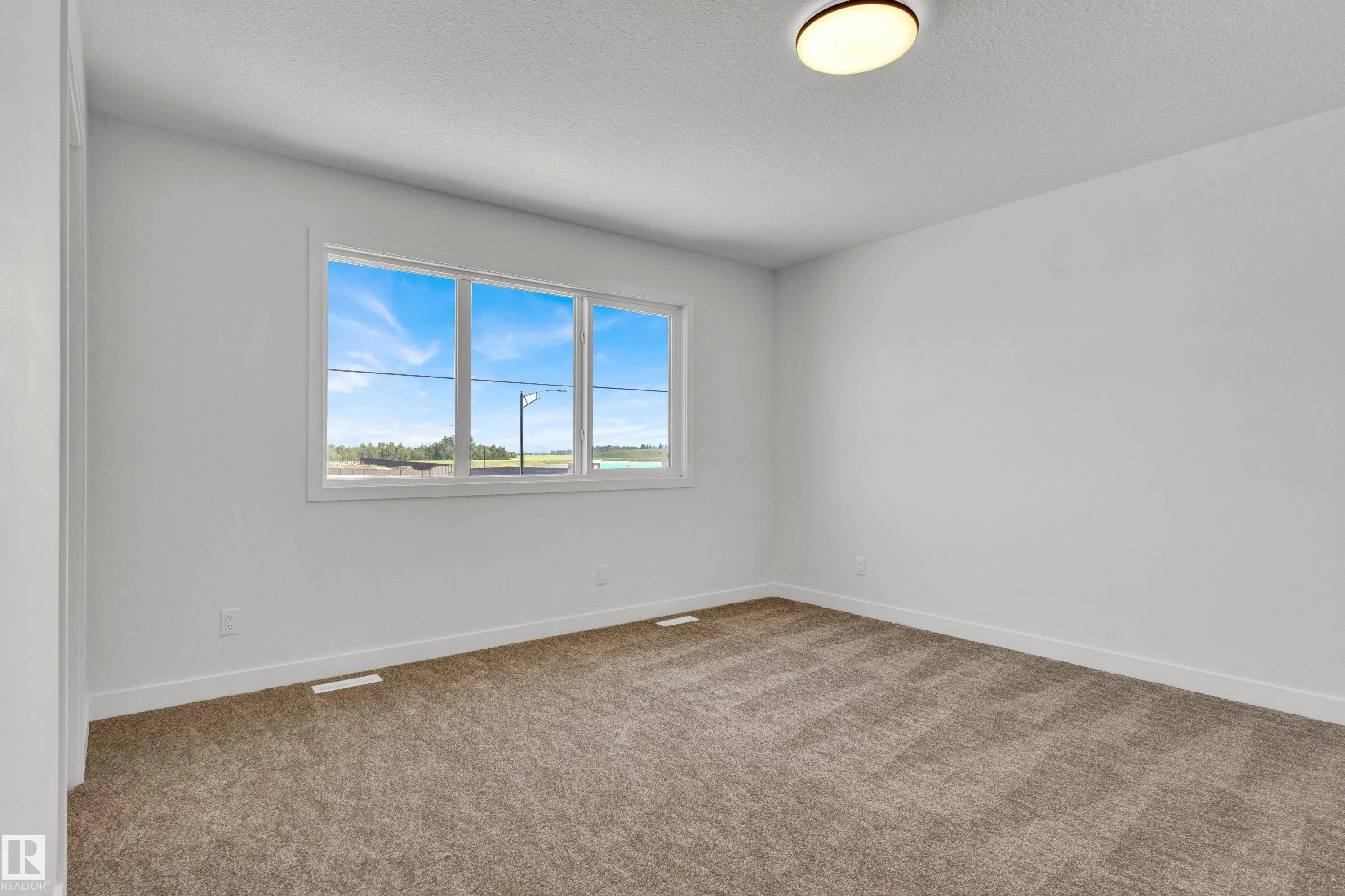 507 Paterson Way