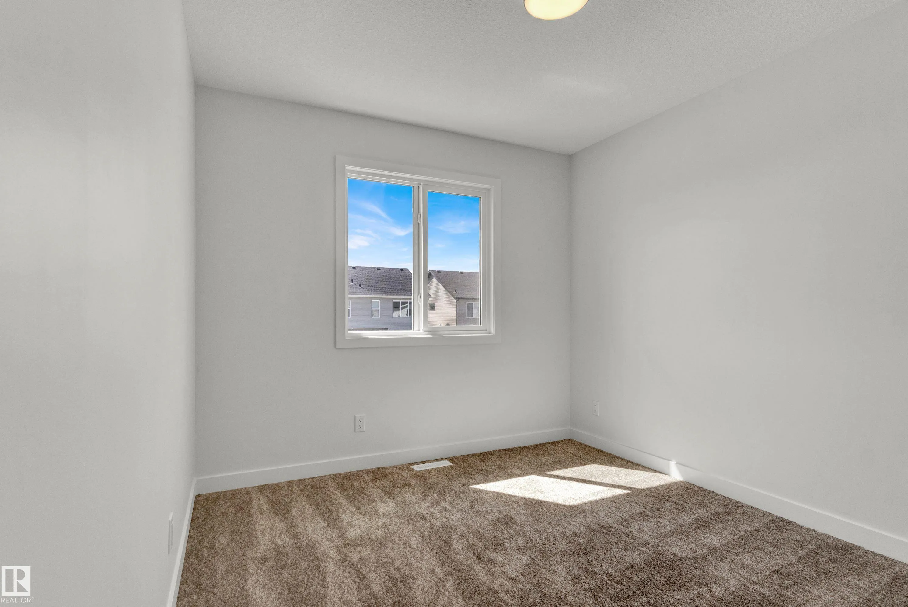 507 Paterson Way