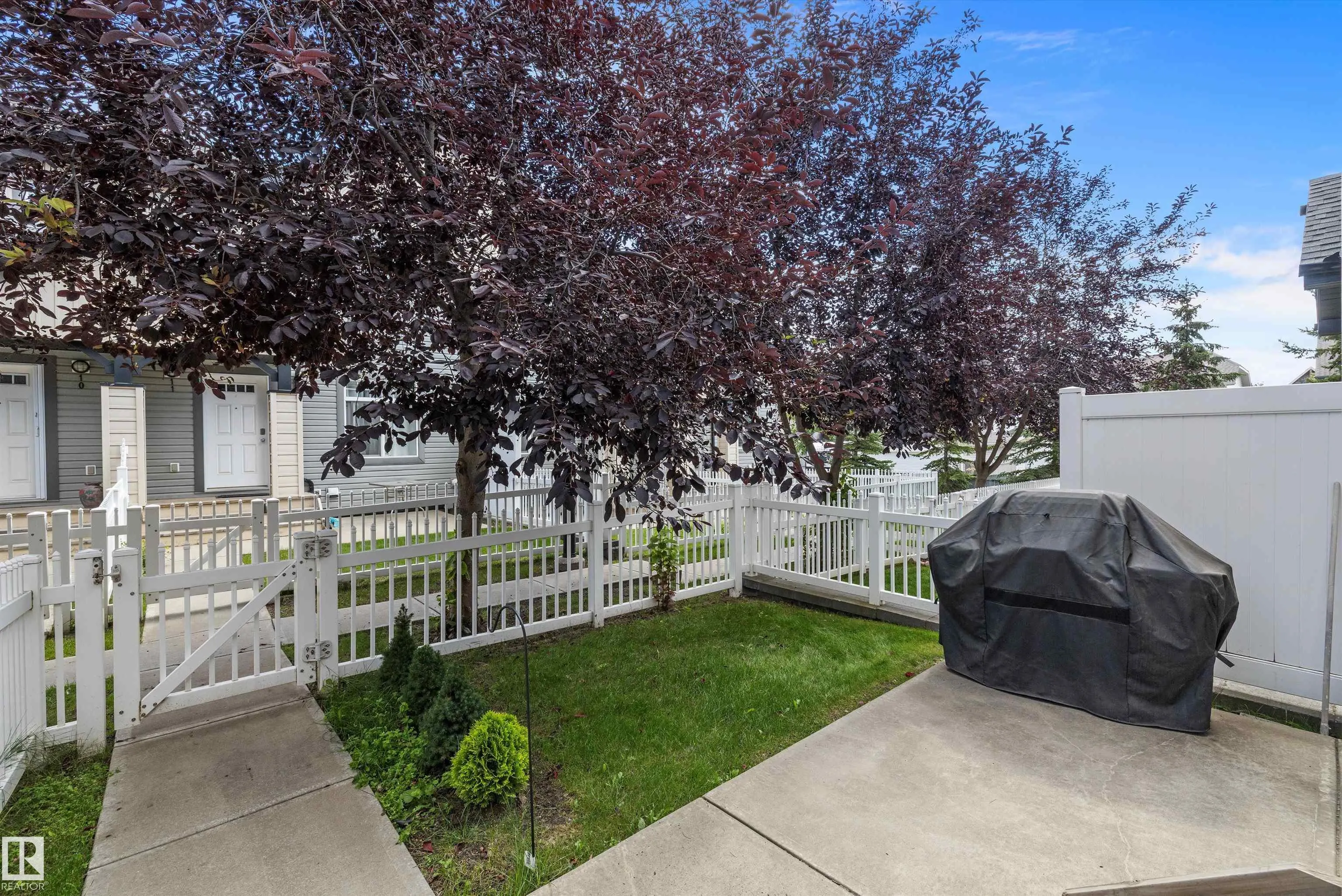465 HEMINGWAY Road