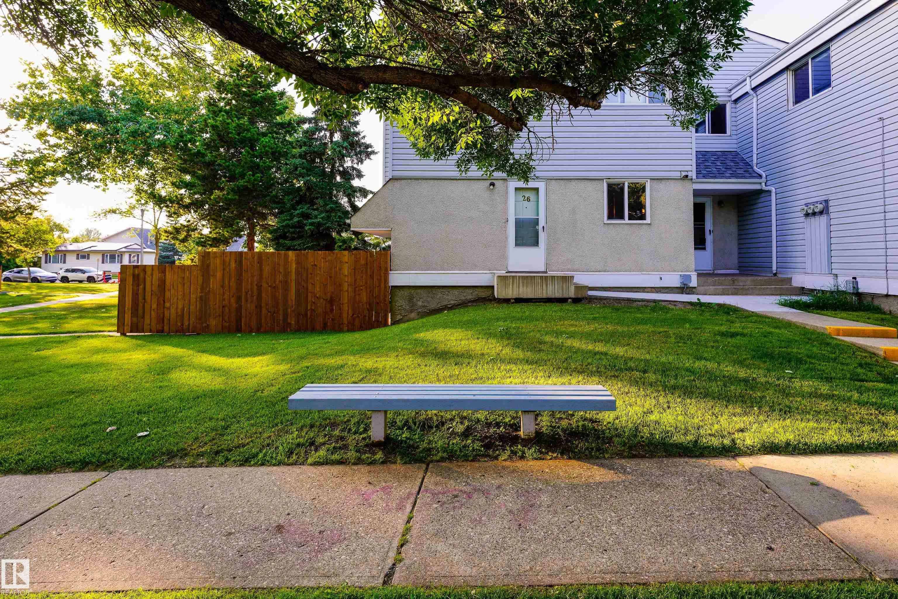 26 MCLEOD Place