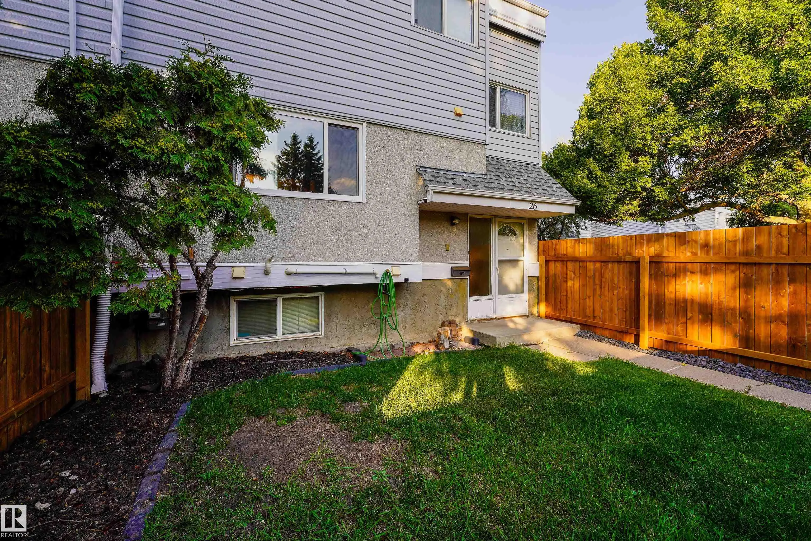26 MCLEOD Place