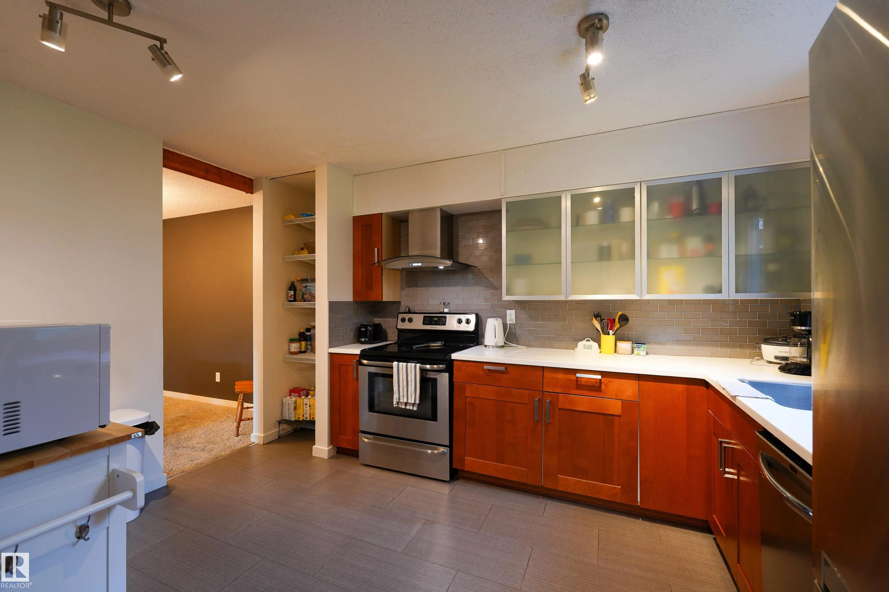 26 MCLEOD Place