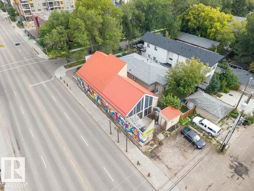 9865 85 Avenue