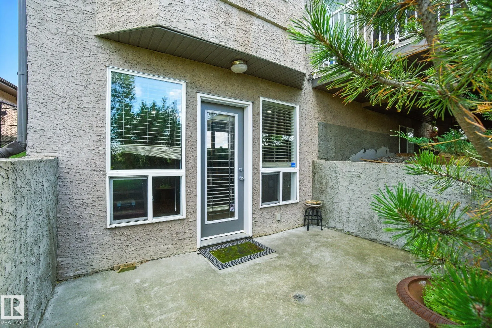1526 HASWELL Close