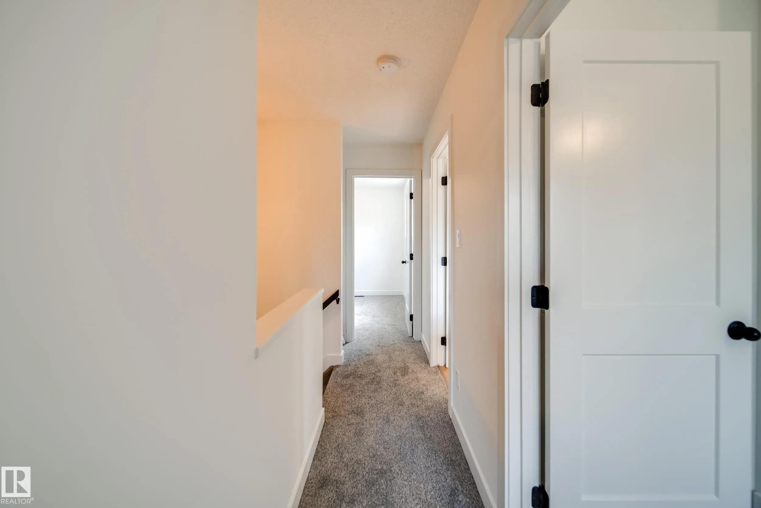 6098 MILL WOODS