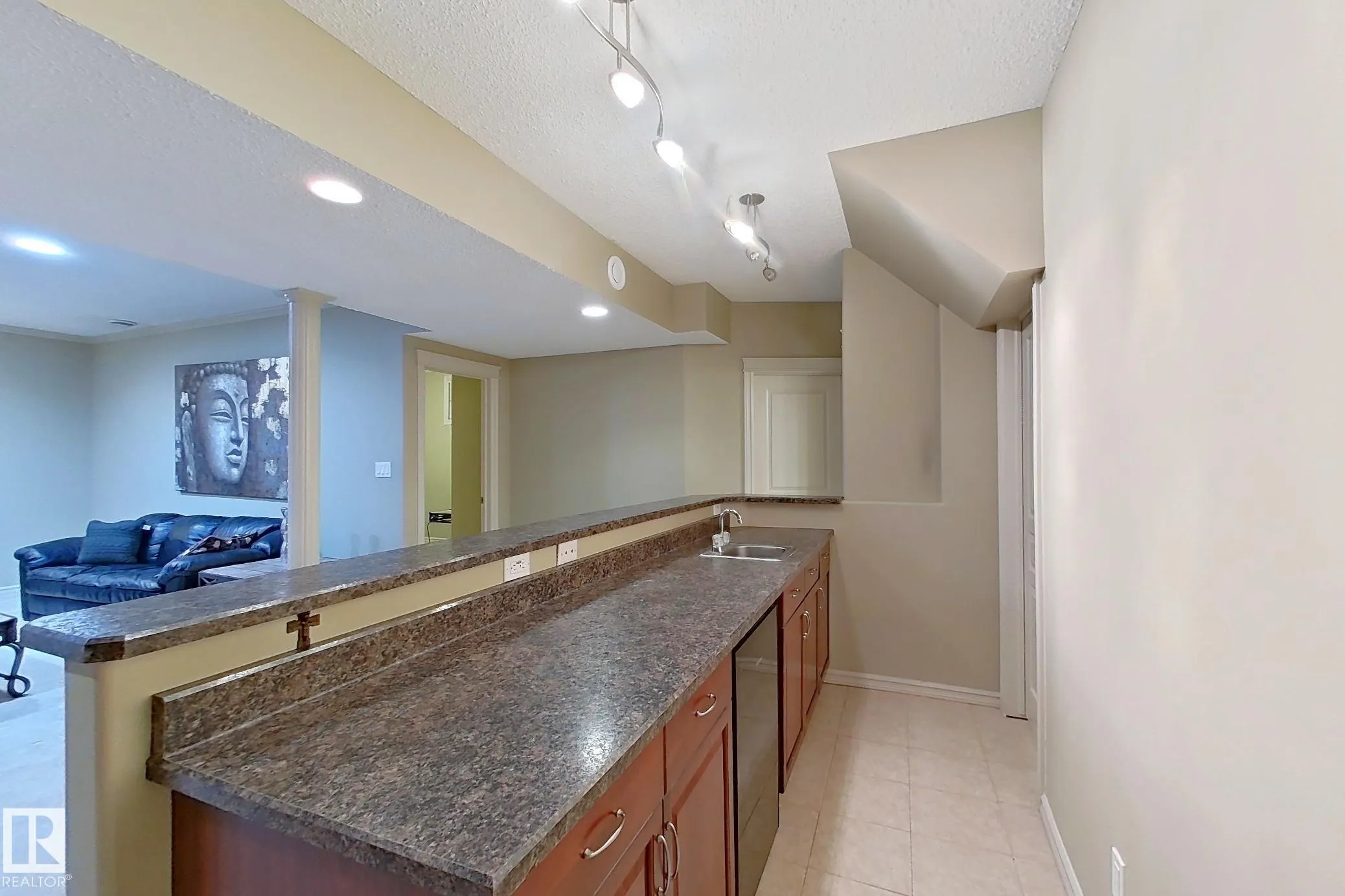 1206 MCKINNEY Court