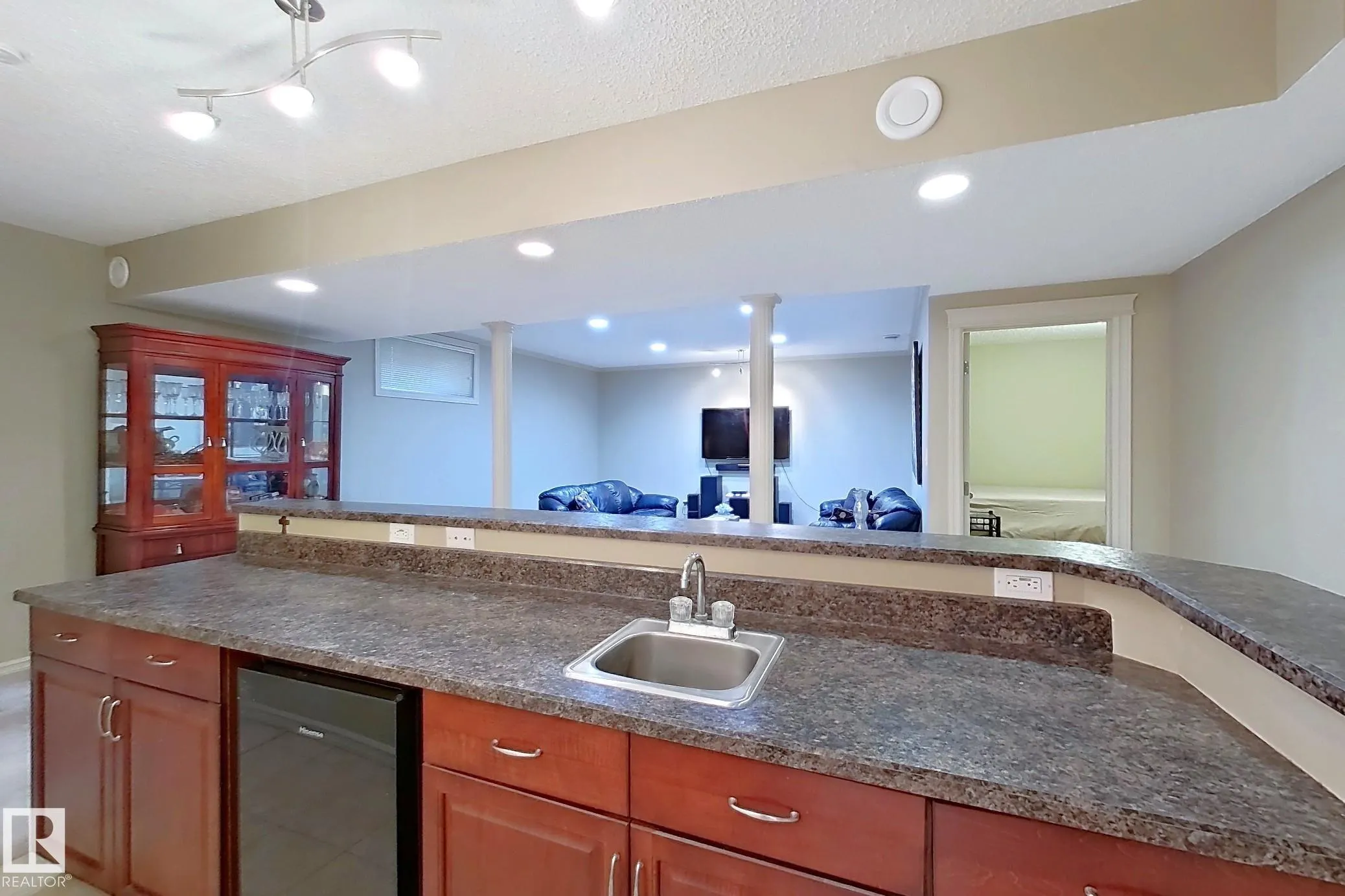1206 MCKINNEY Court