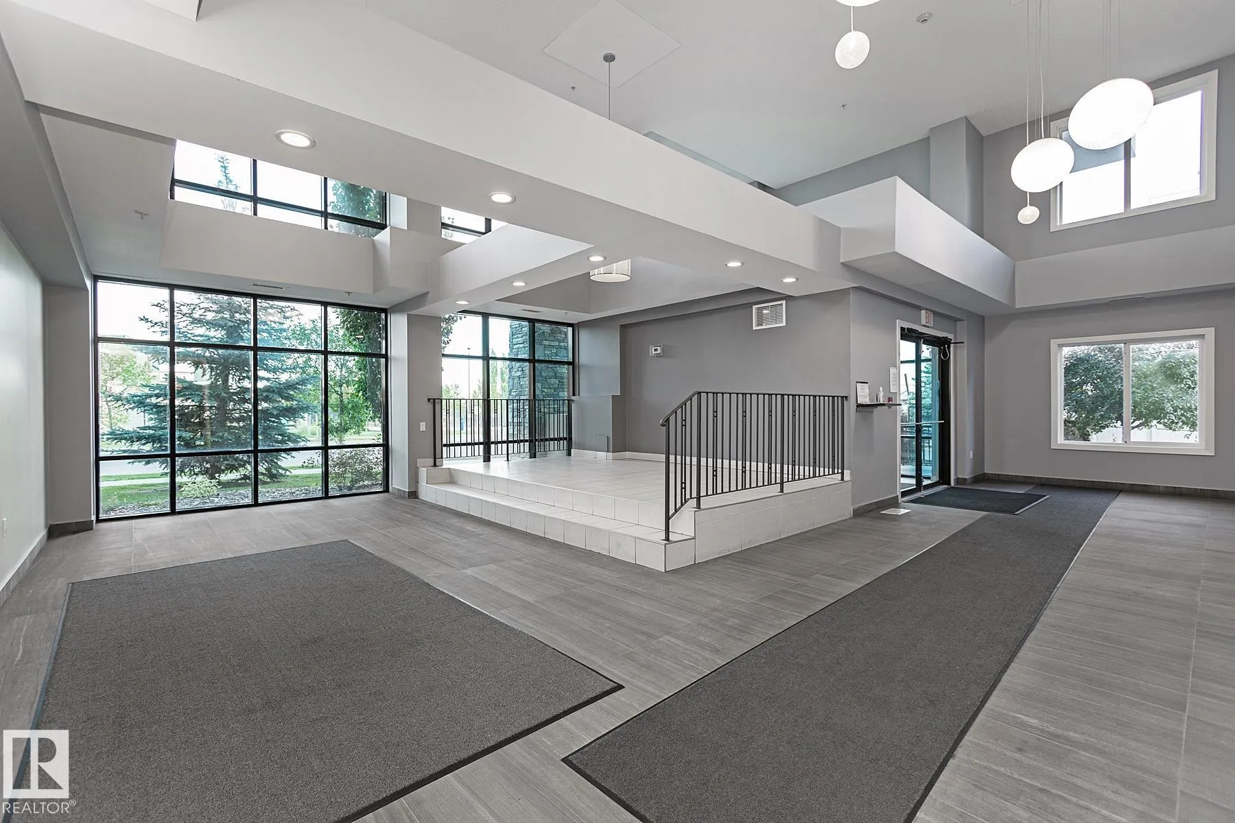 1238 WINDERMERE Way