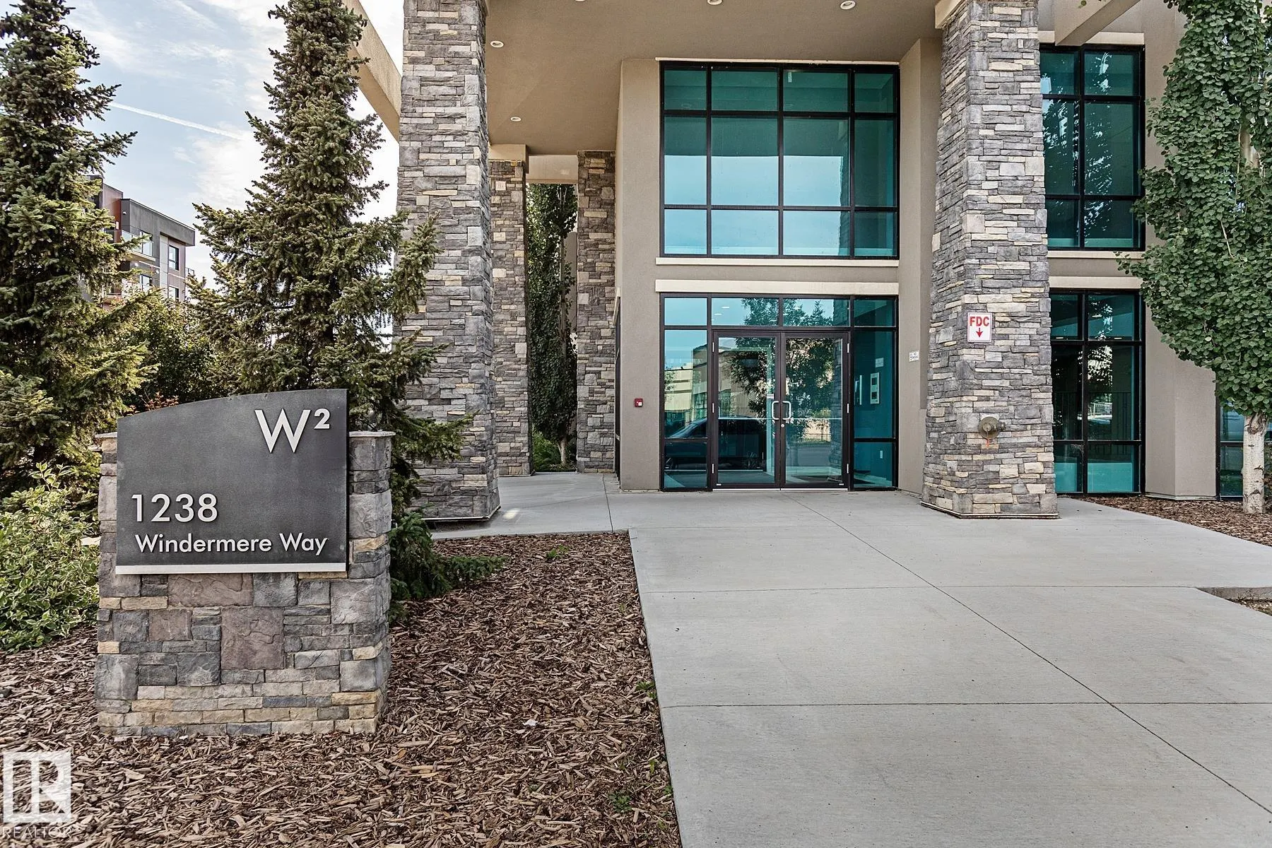 1238 WINDERMERE Way