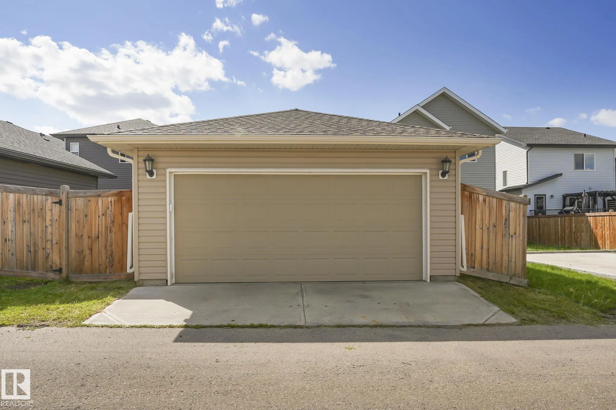 28 HOPE Common