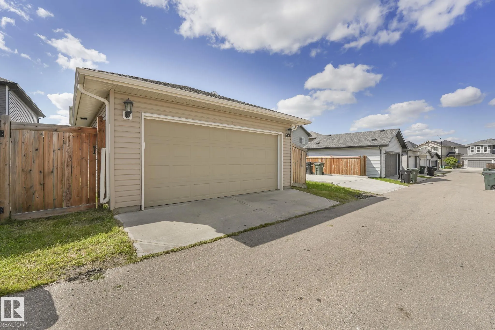 28 HOPE Common