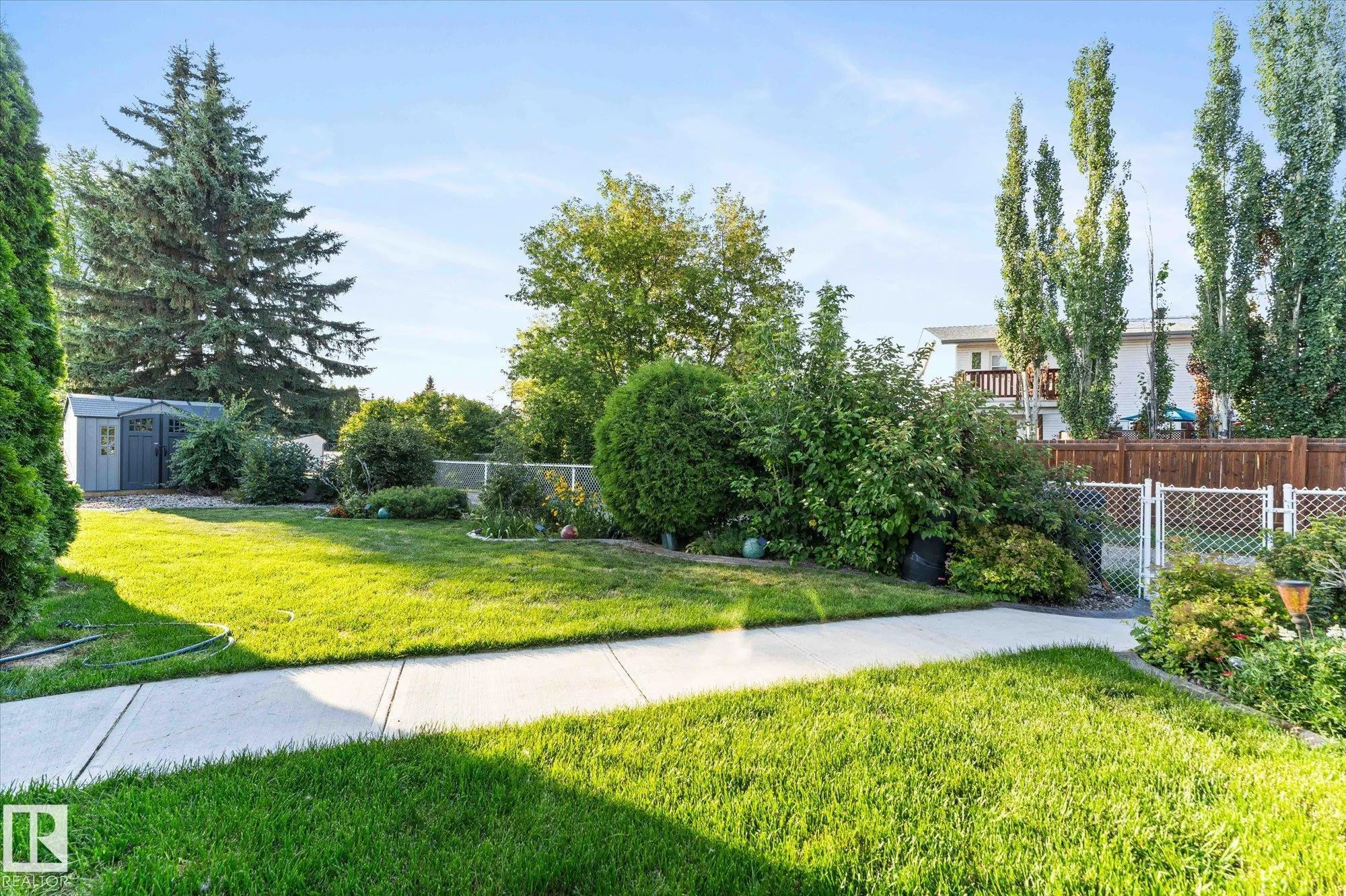1 MILLER Avenue