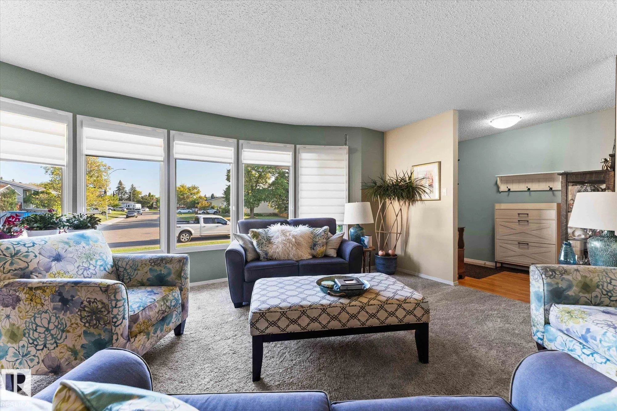 1 MILLER Avenue