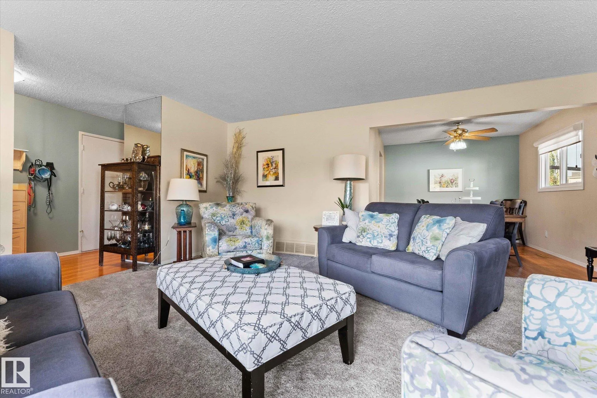 1 MILLER Avenue
