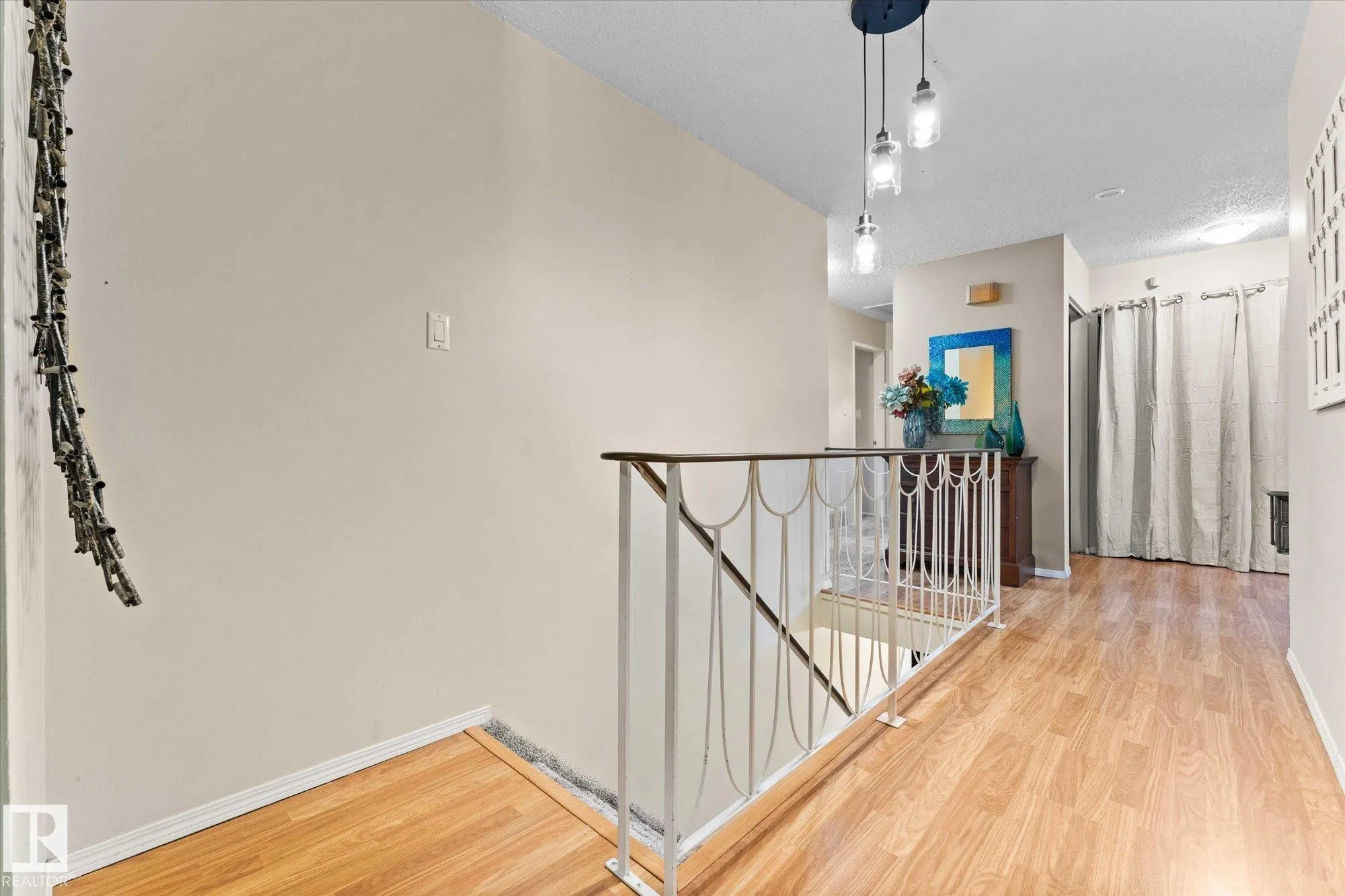 1 MILLER Avenue