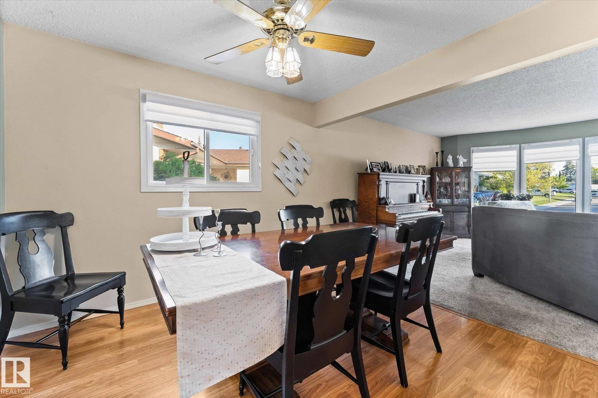 1 MILLER Avenue