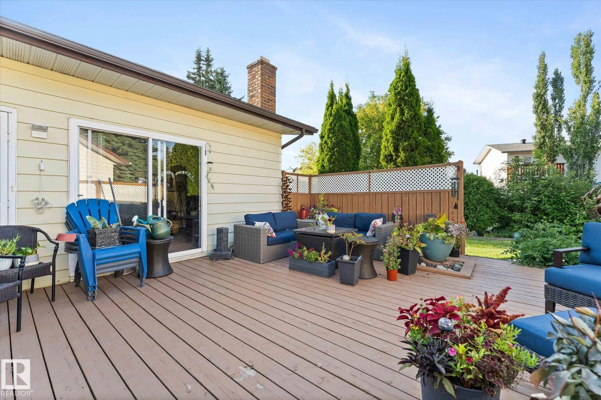 1 MILLER Avenue