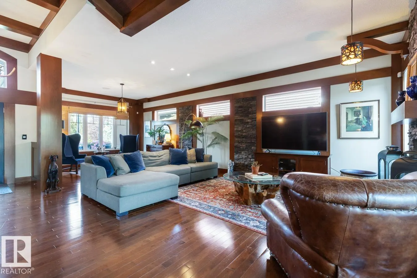 4023 WHISPERING RIVER Drive