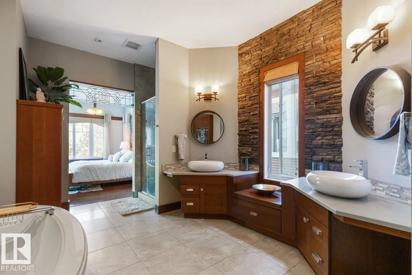 4023 WHISPERING RIVER Drive