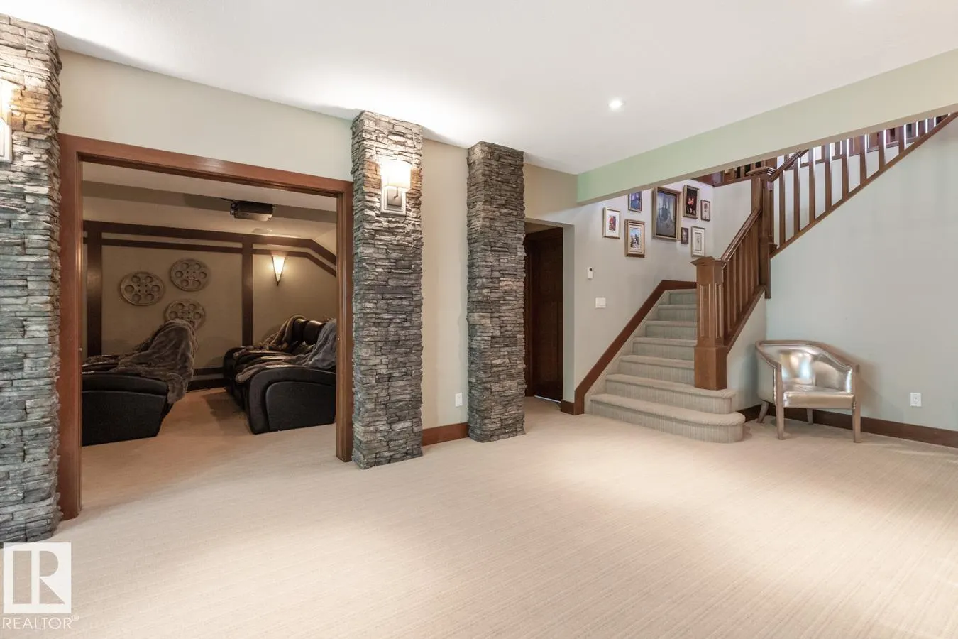 4023 WHISPERING RIVER Drive