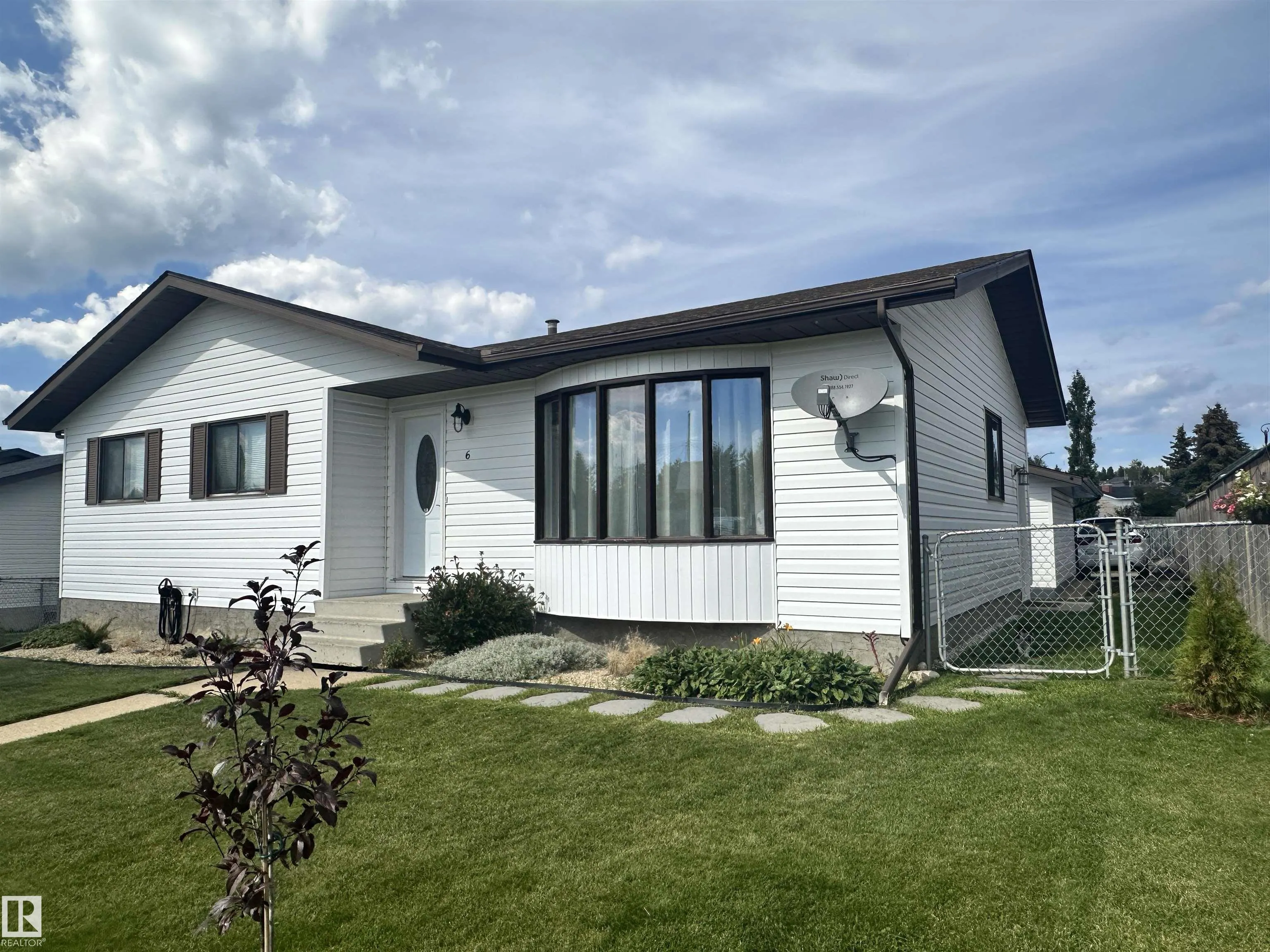 6 ISBISTER Avenue
