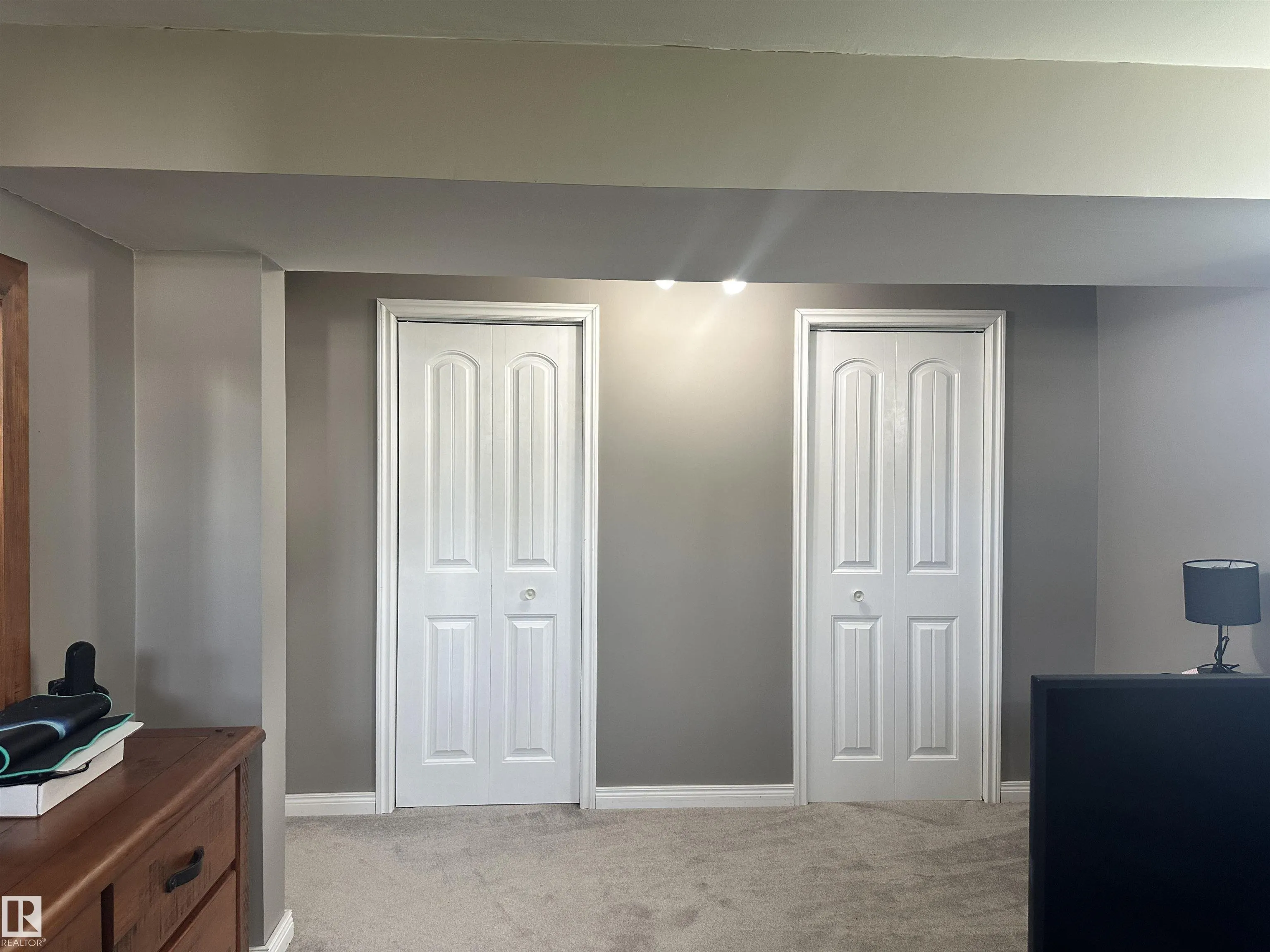 6 ISBISTER Avenue