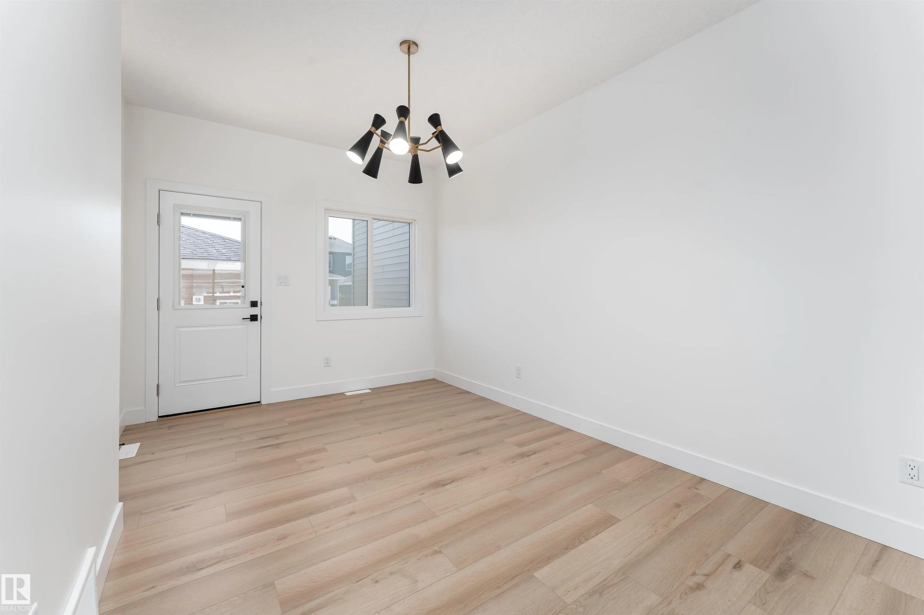 3117 Magpie Way