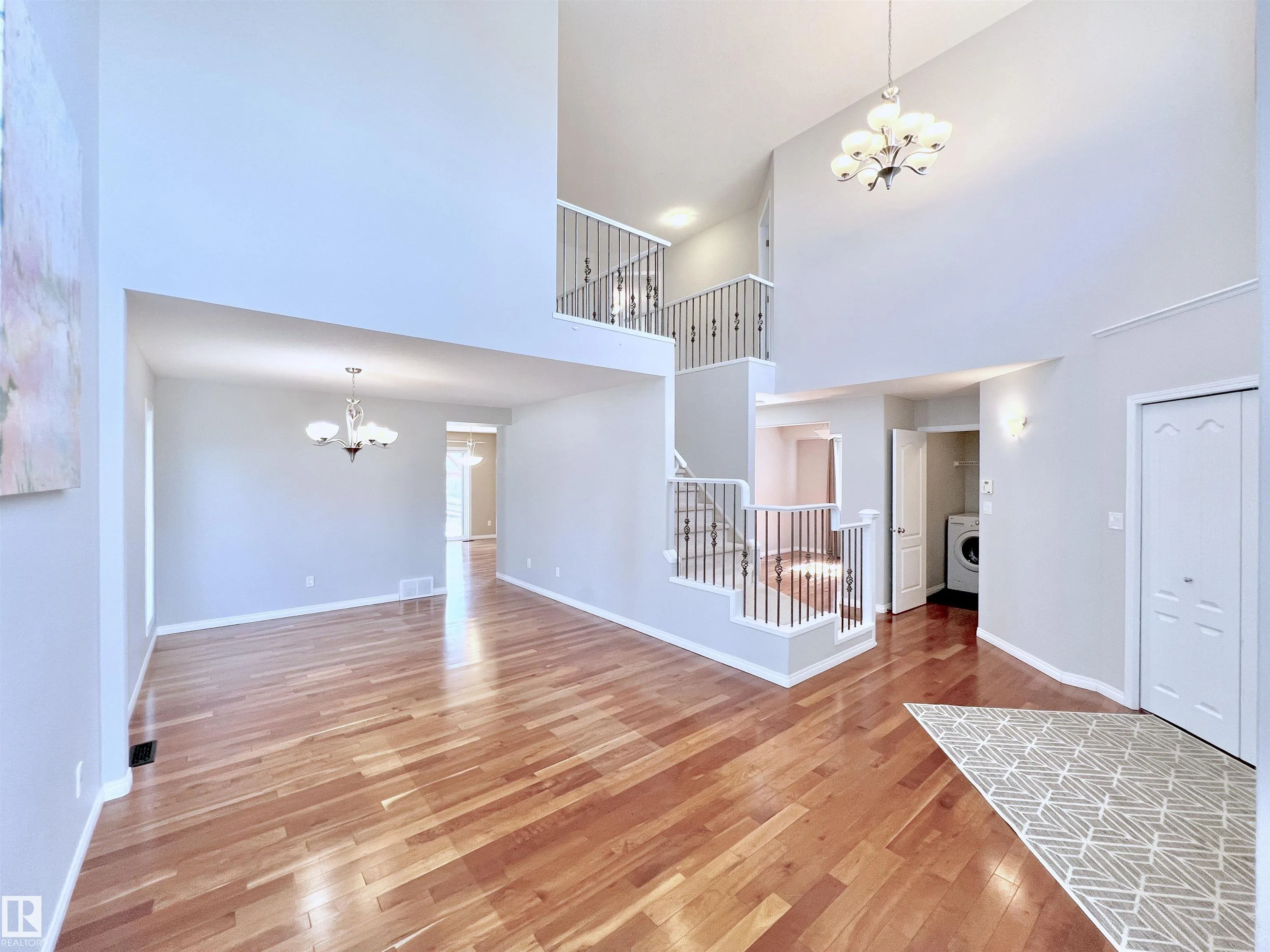 6957 STROM Lane