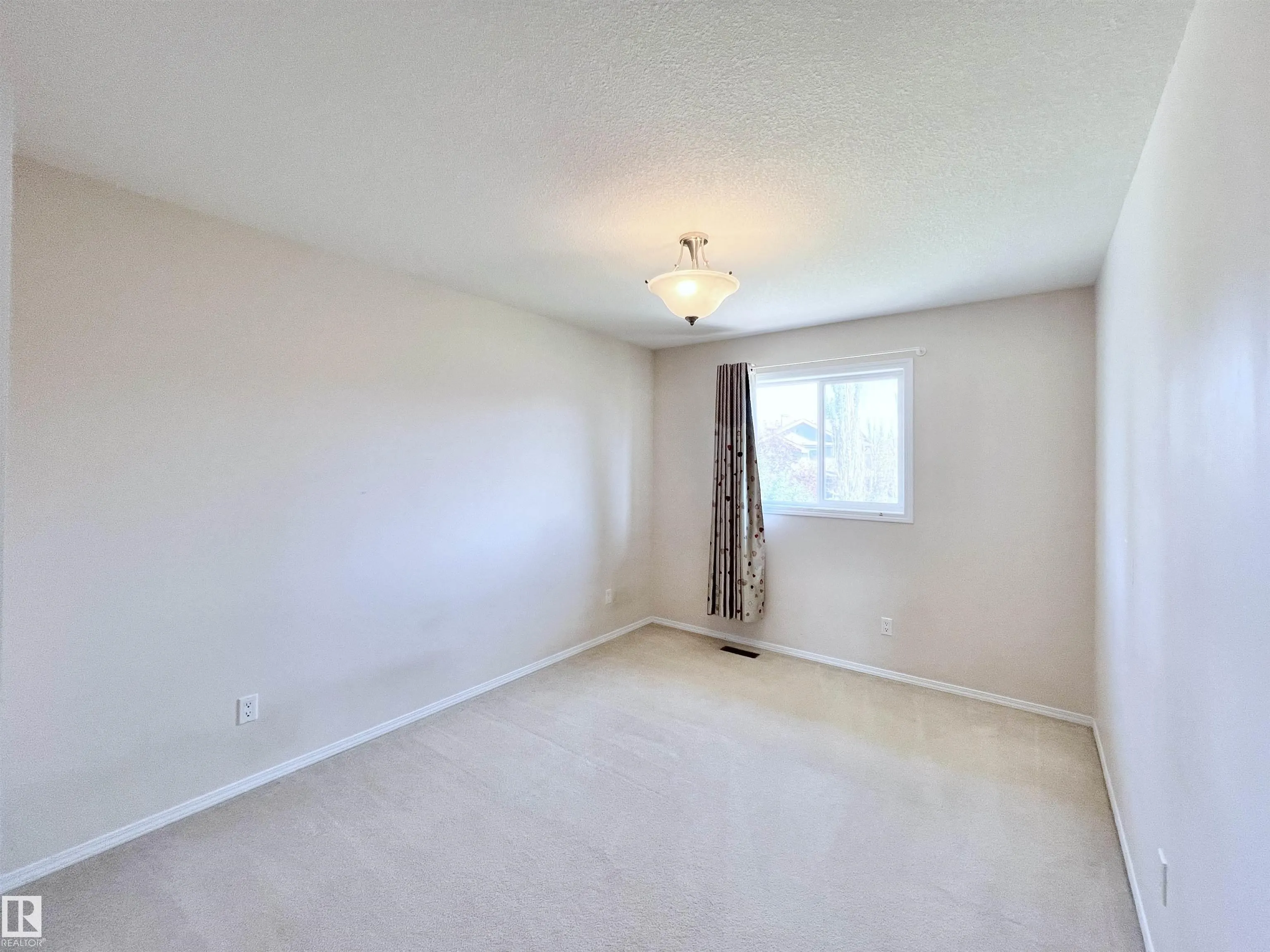 6957 STROM Lane