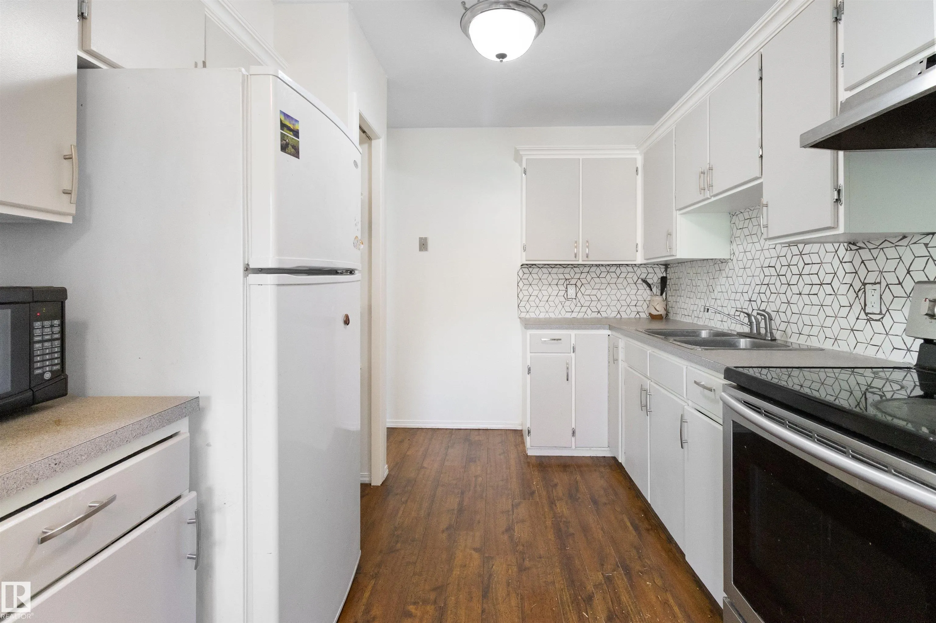 9310 MORINVILLE Drive