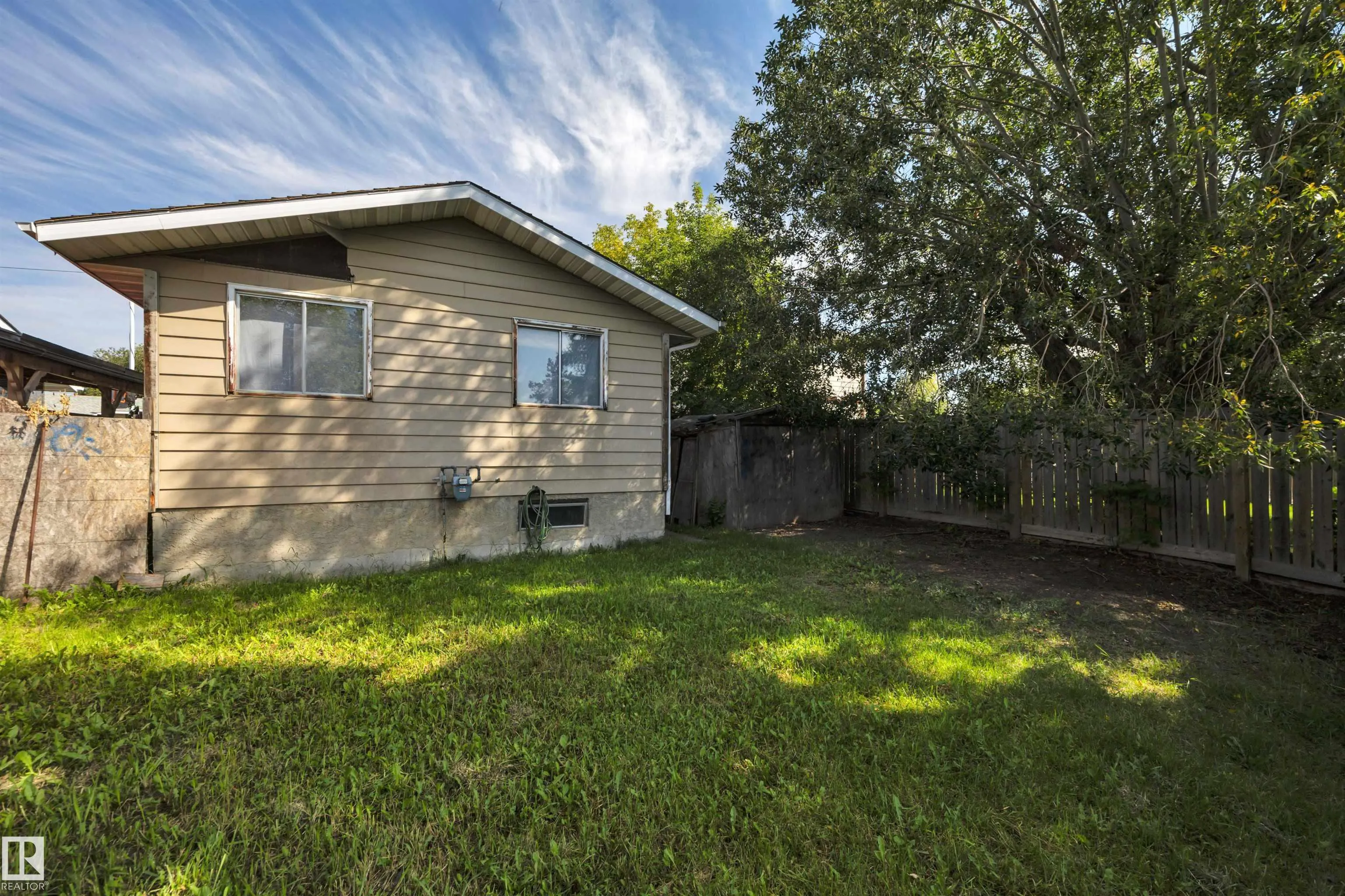 18007 73 Avenue