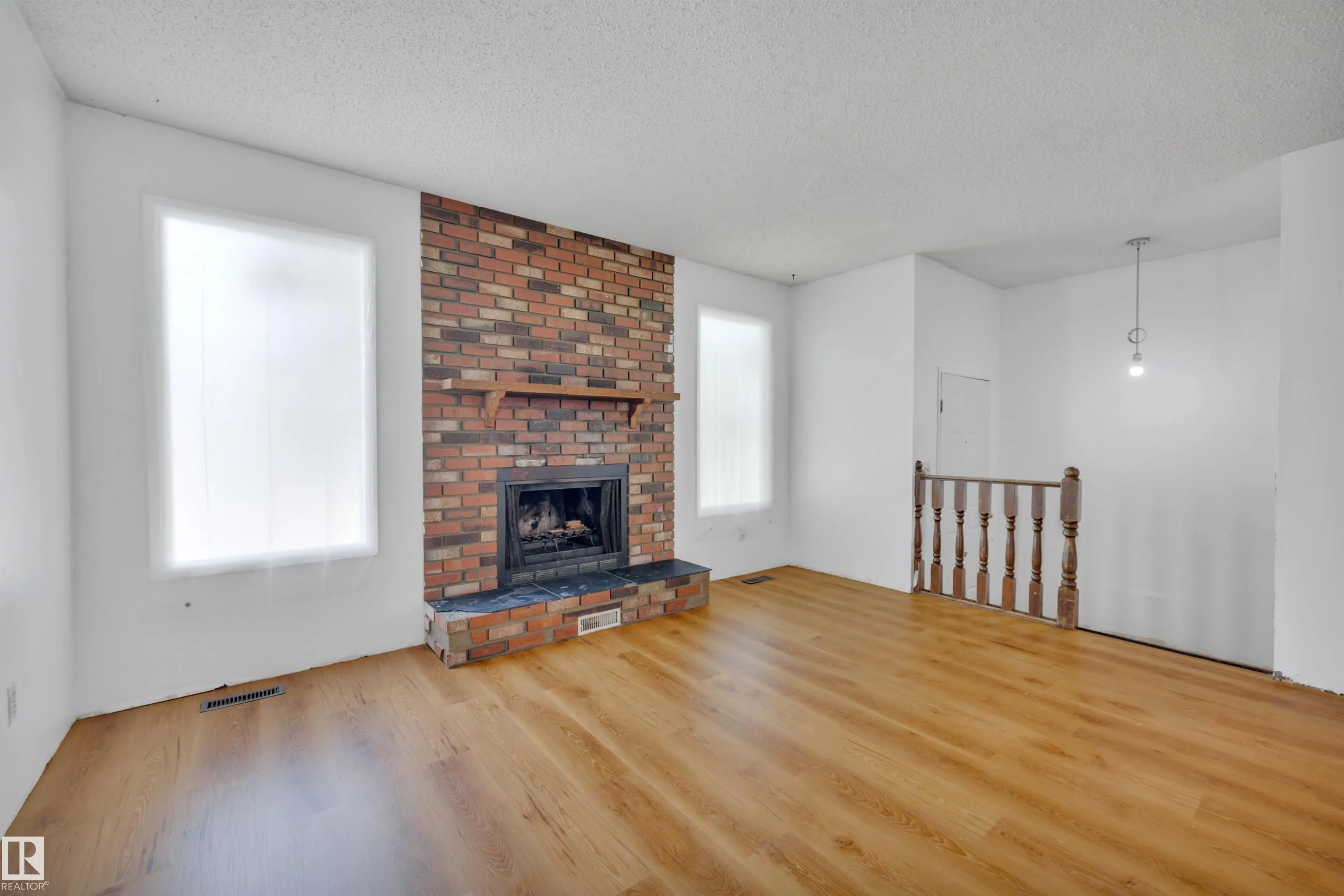 18007 73 Avenue