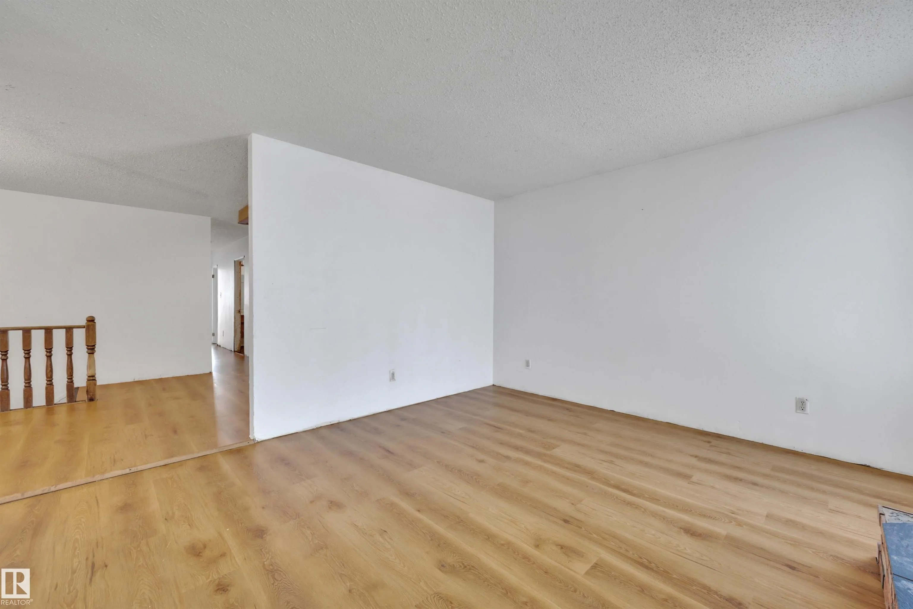 18007 73 Avenue