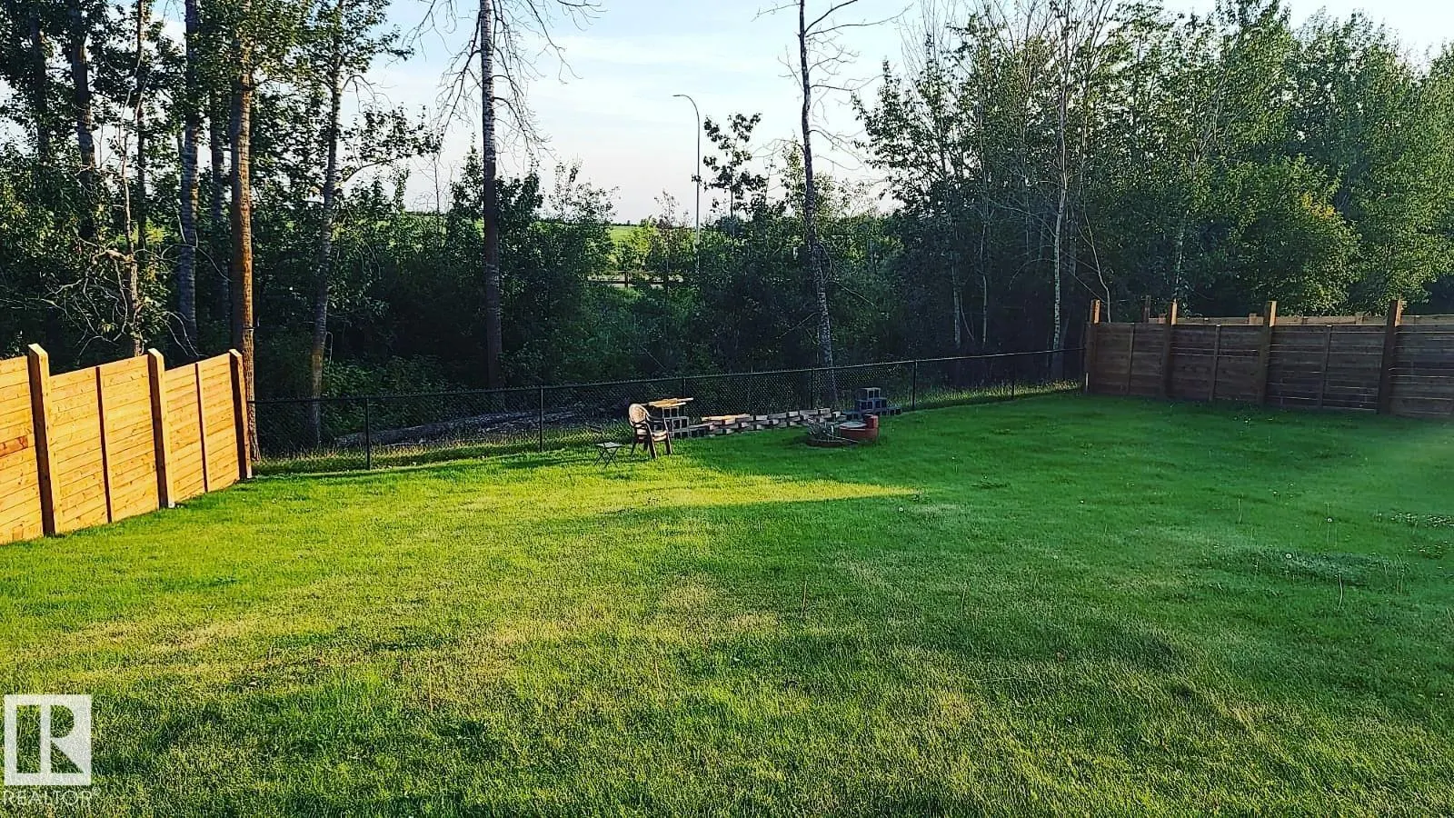 722 Charlesworth Way