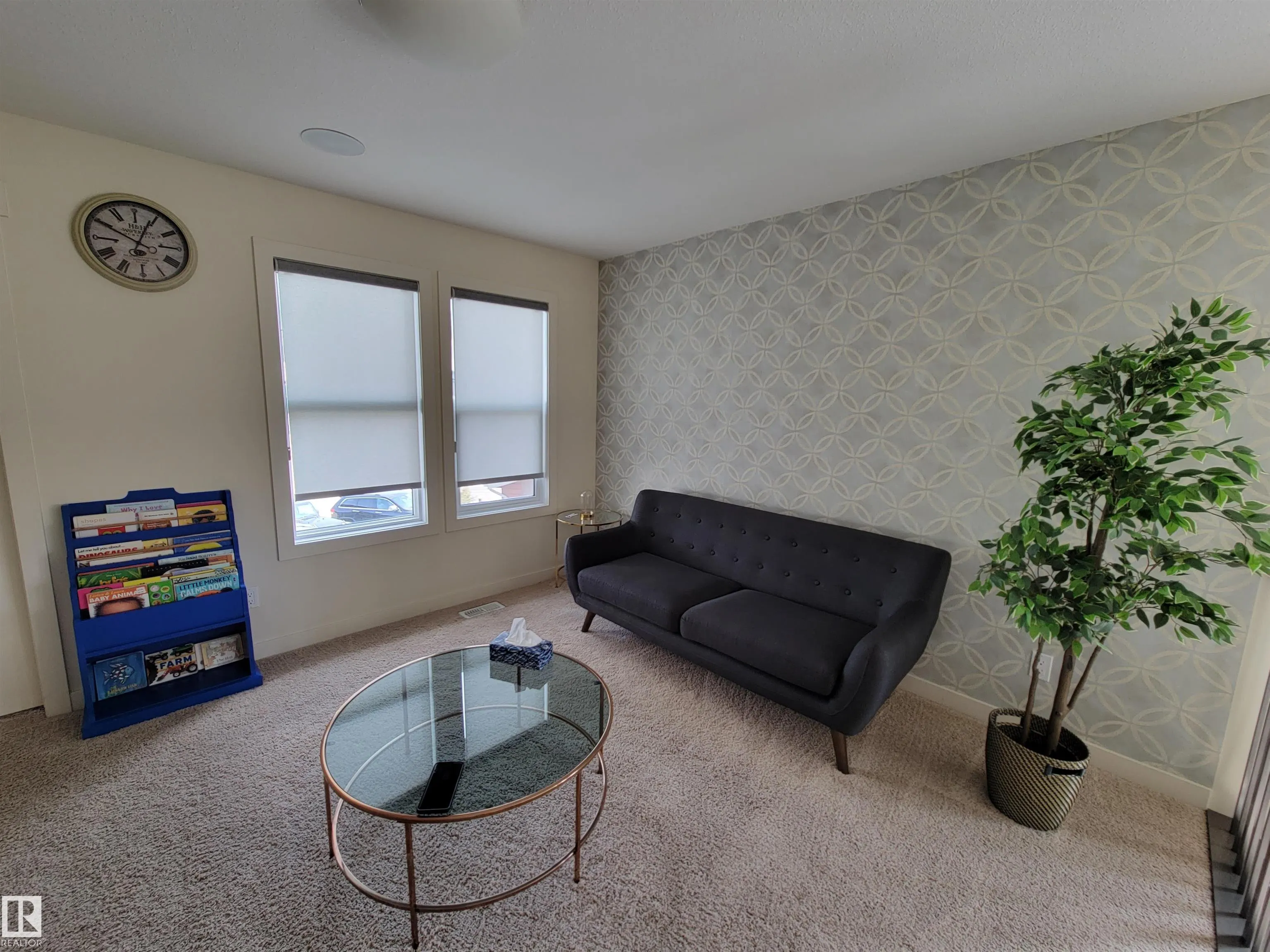 722 Charlesworth Way