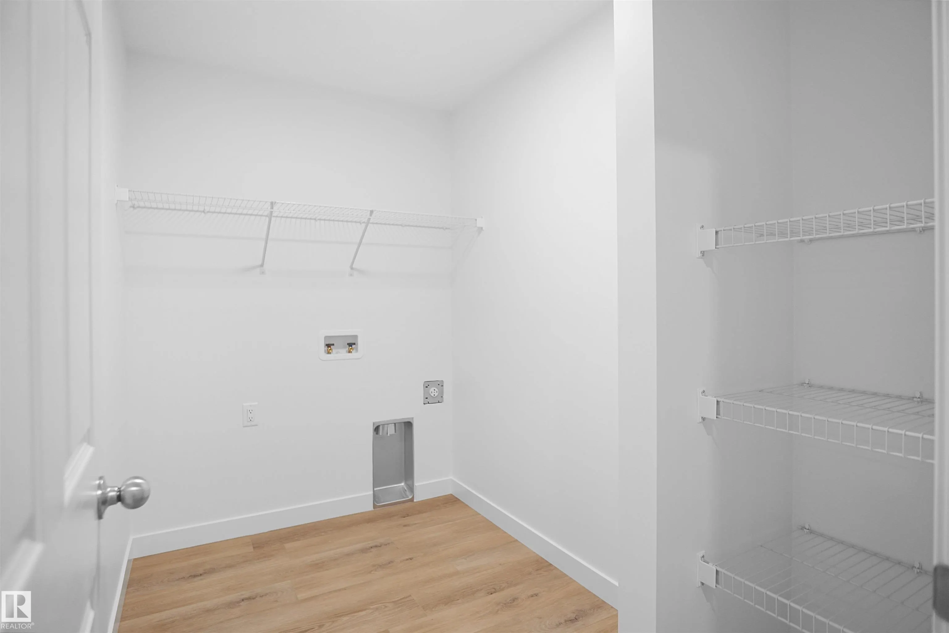 20608 27 Avenue