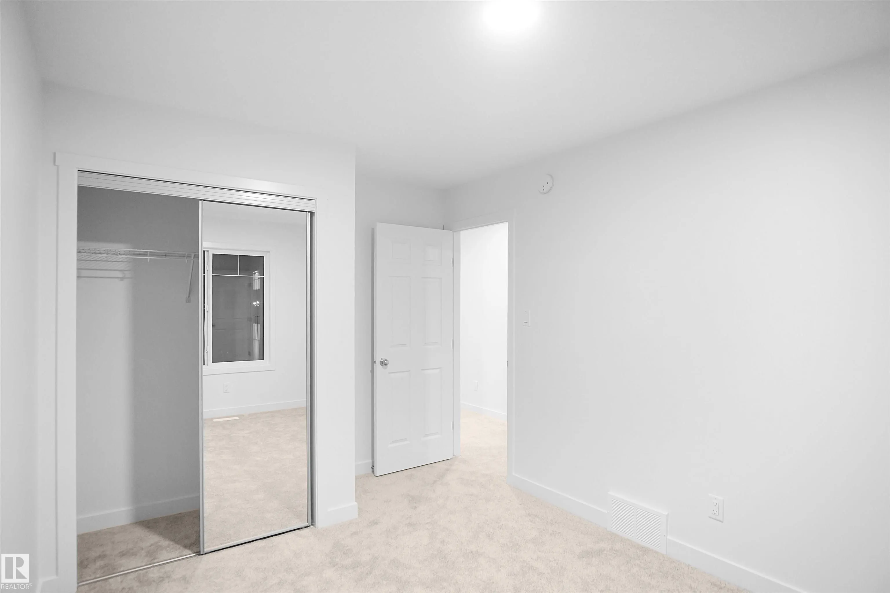 20608 27 Avenue