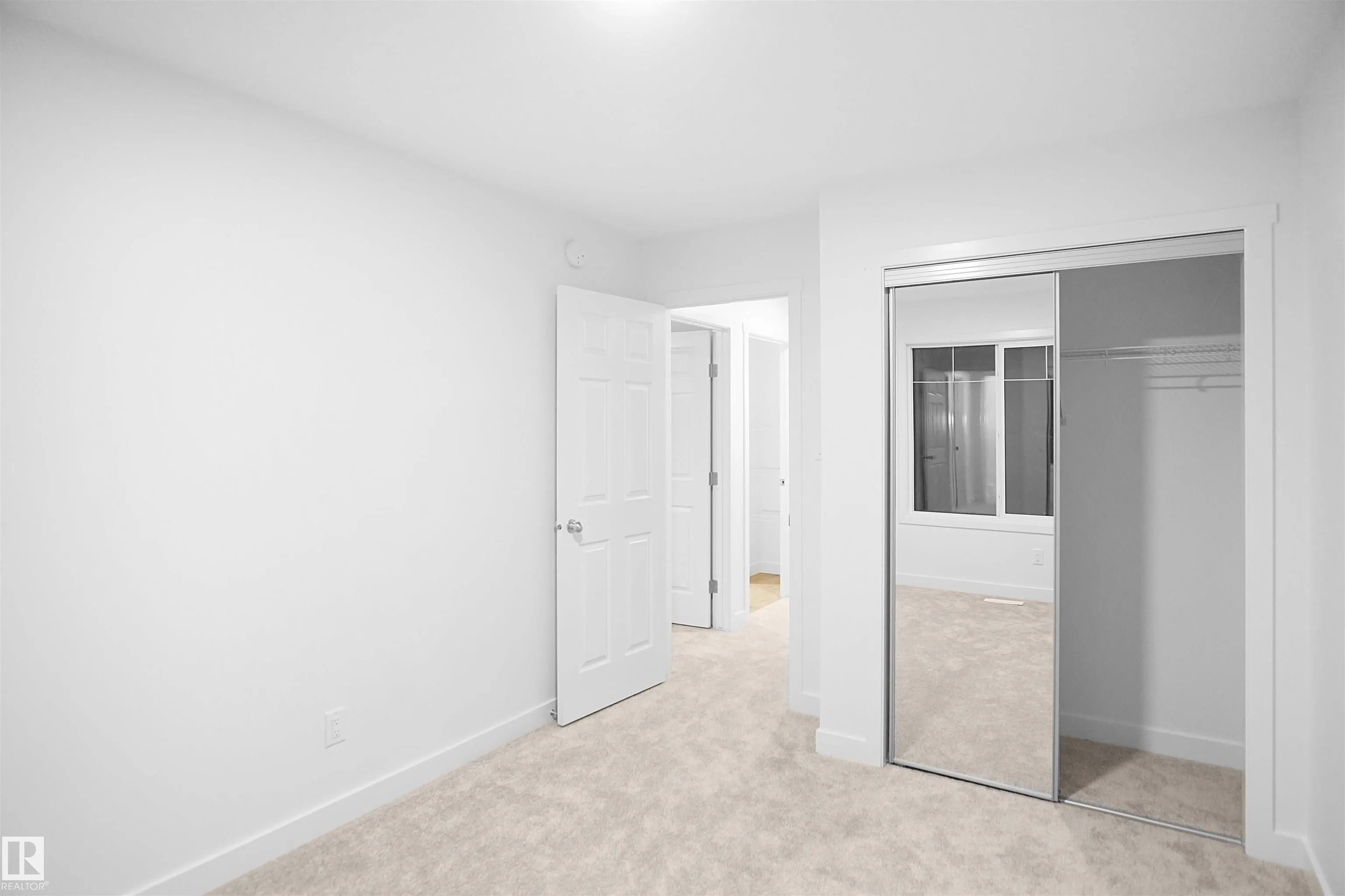 20608 27 Avenue