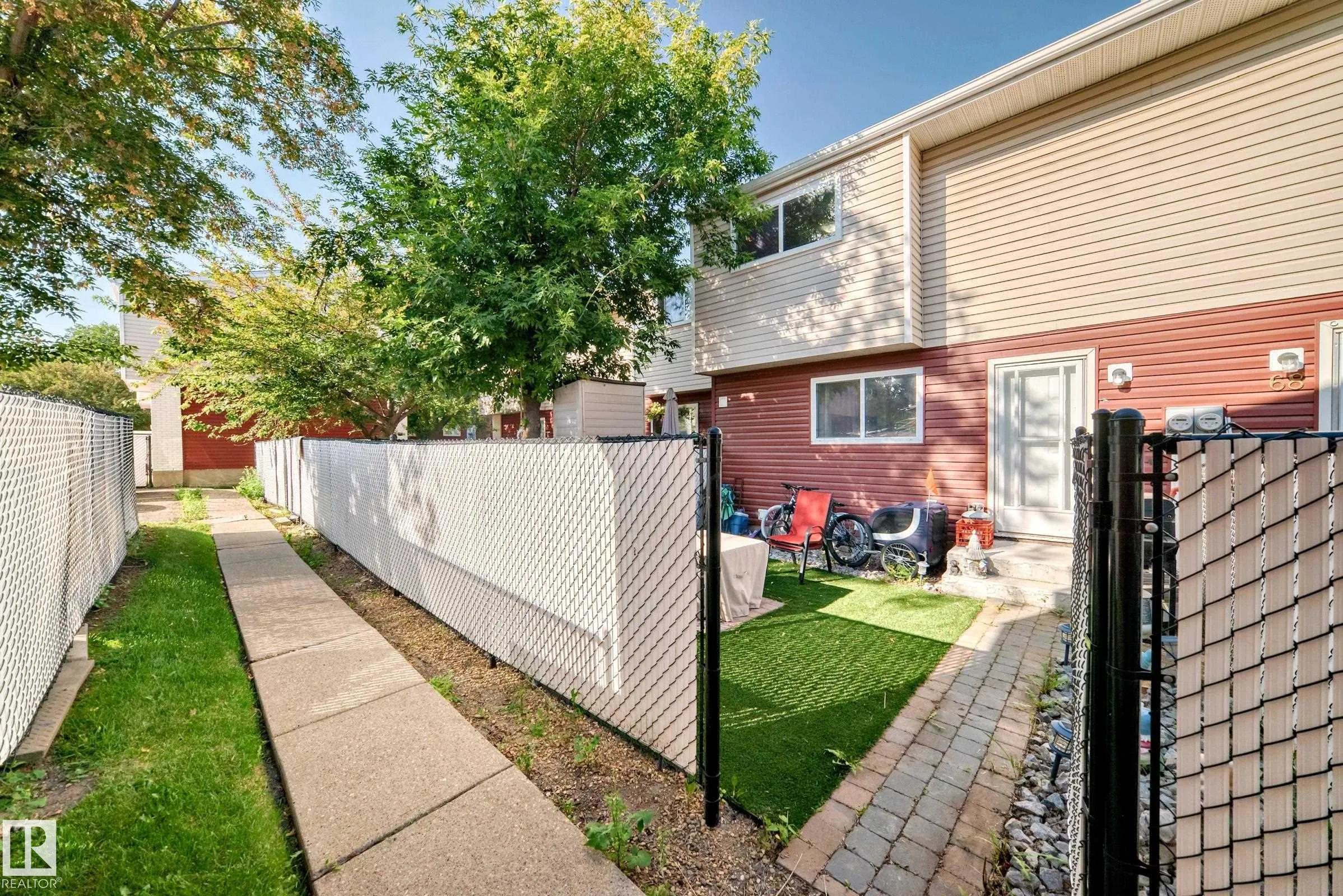 72 Habitat Crescent