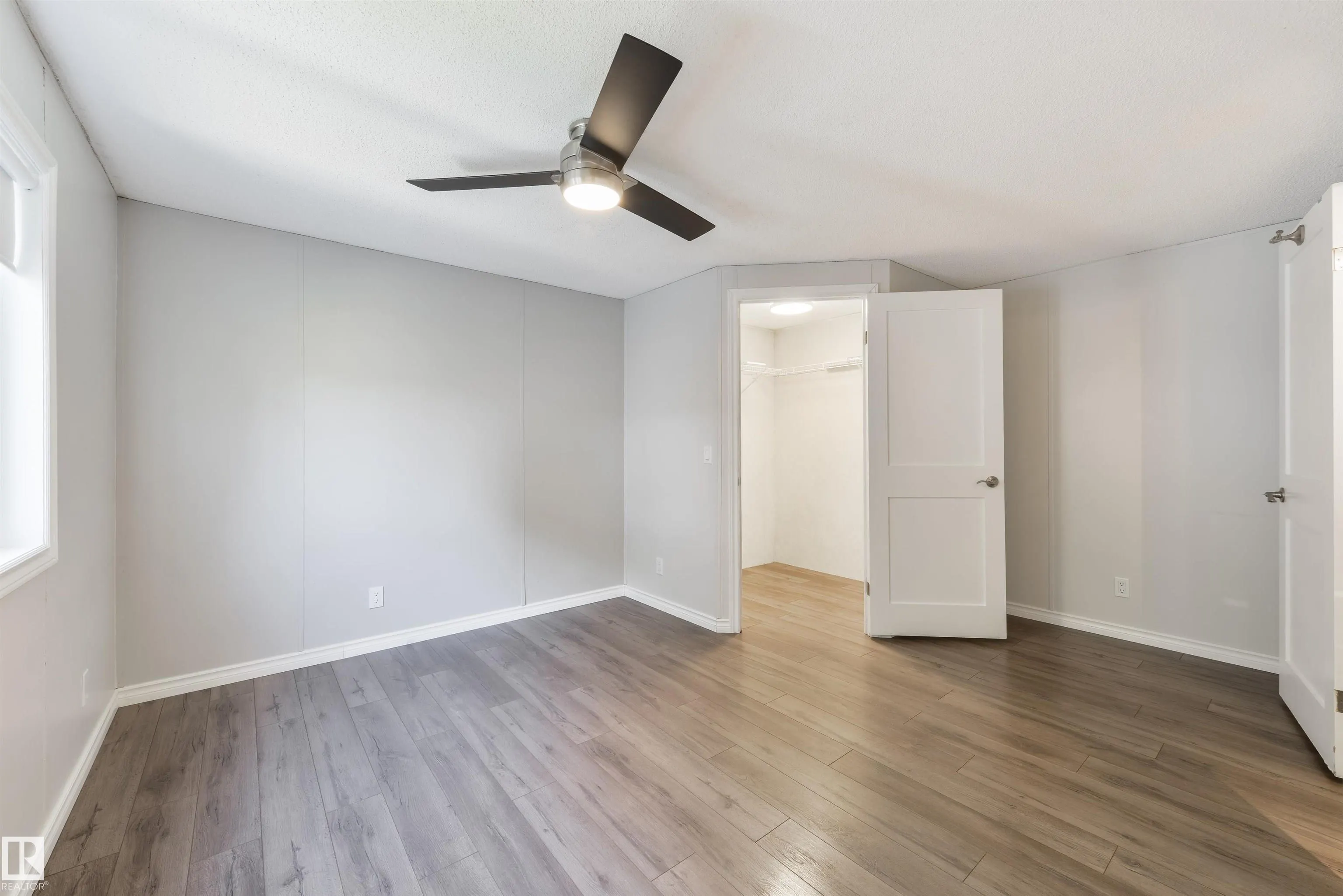 53222 RGE RD 272