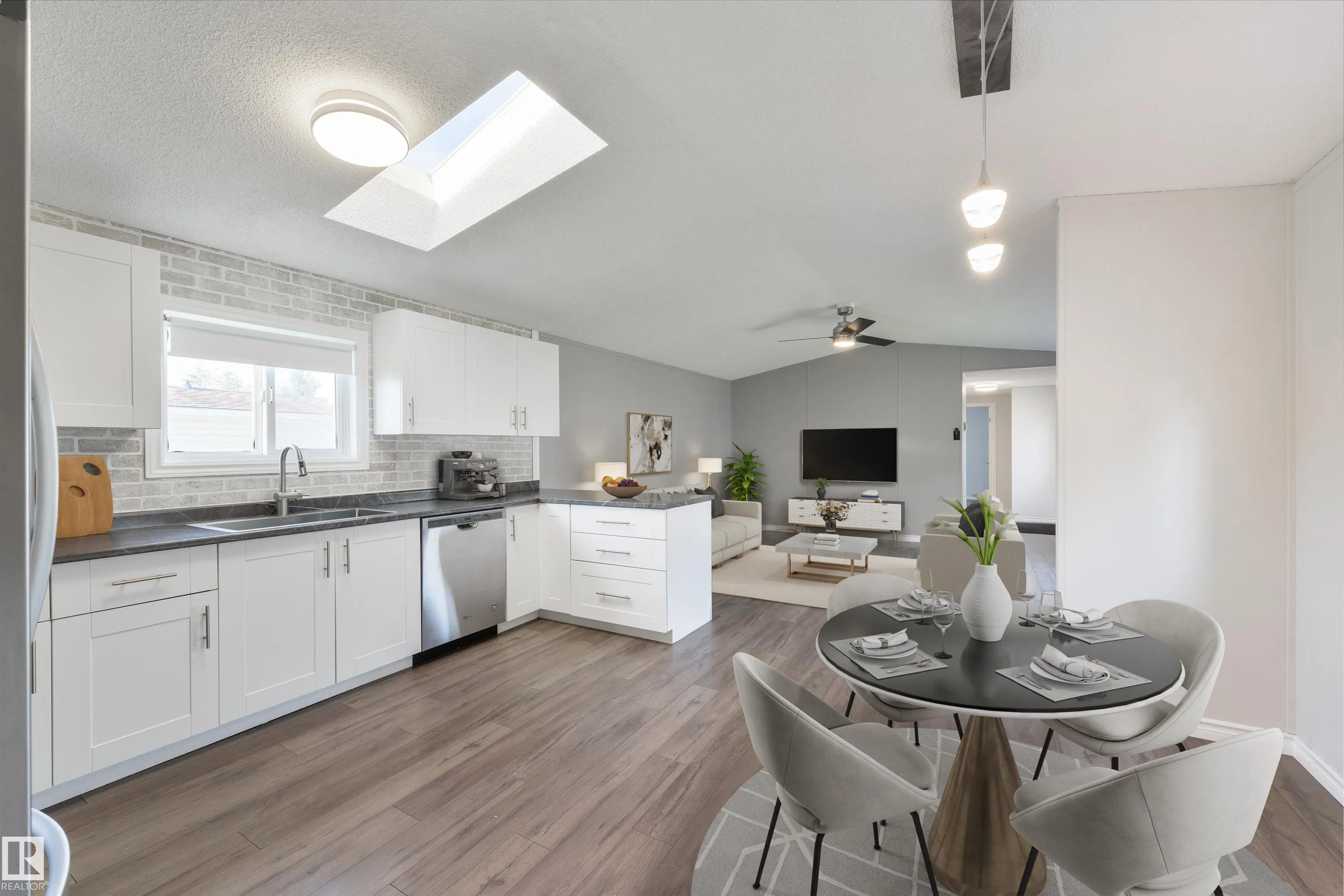 53222 RGE RD 272