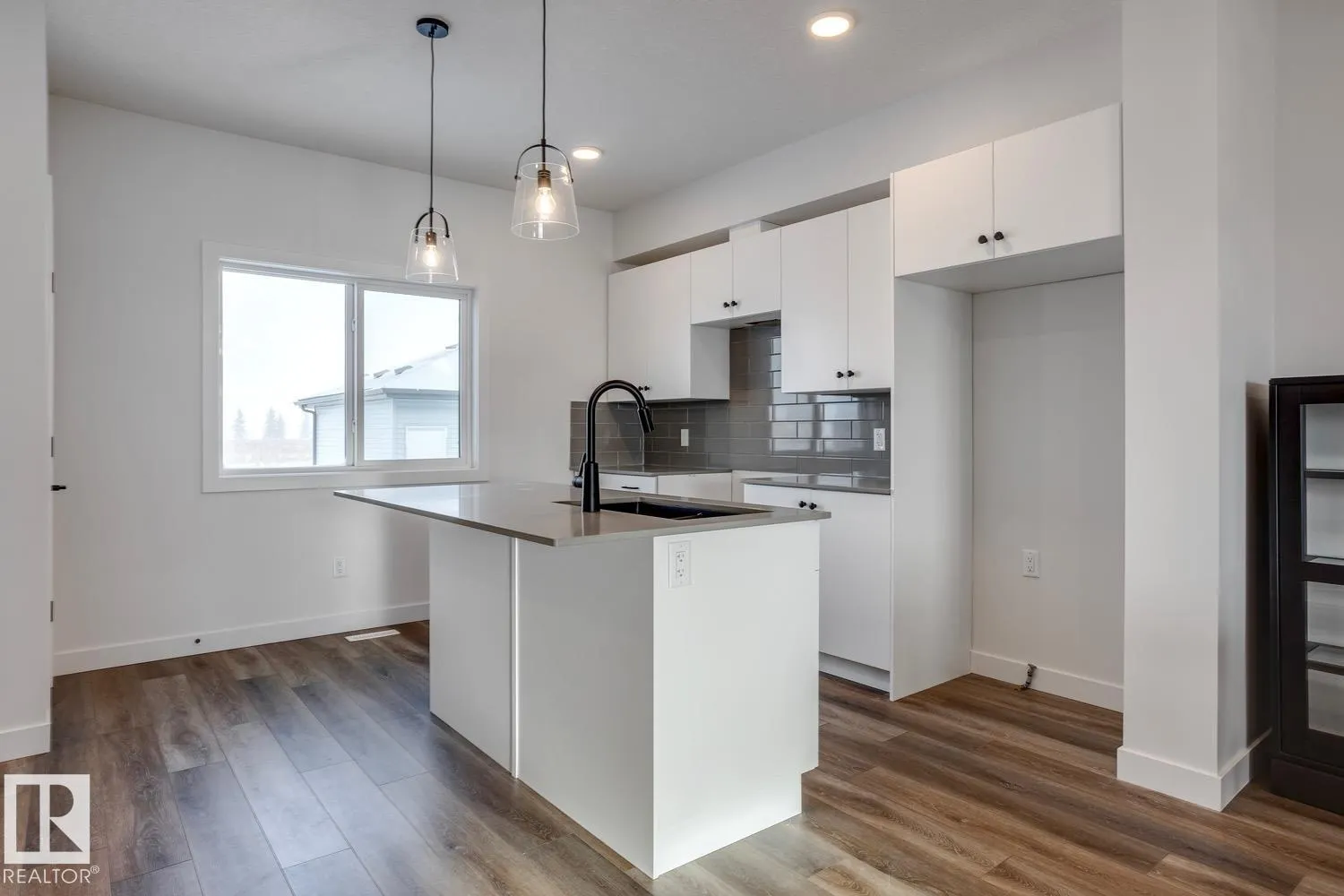 15 SERENO Lane