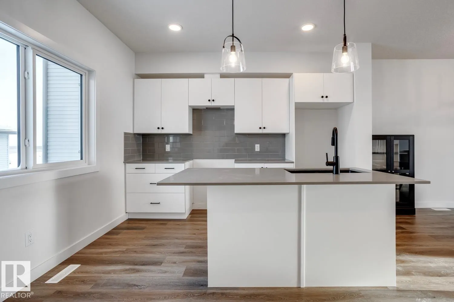 15 SERENO Lane