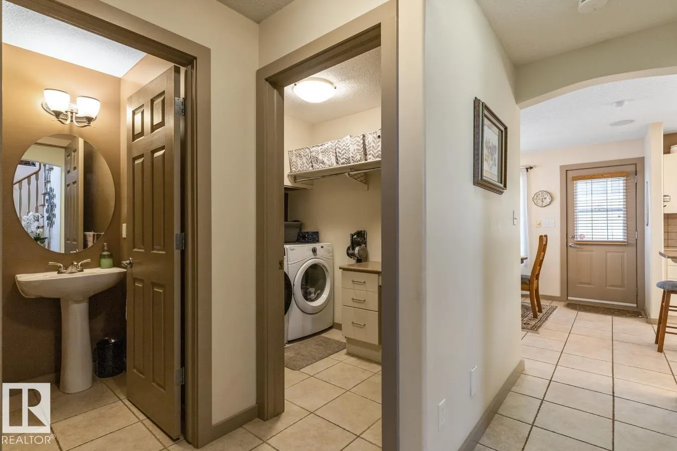 3 PROMENADE Place